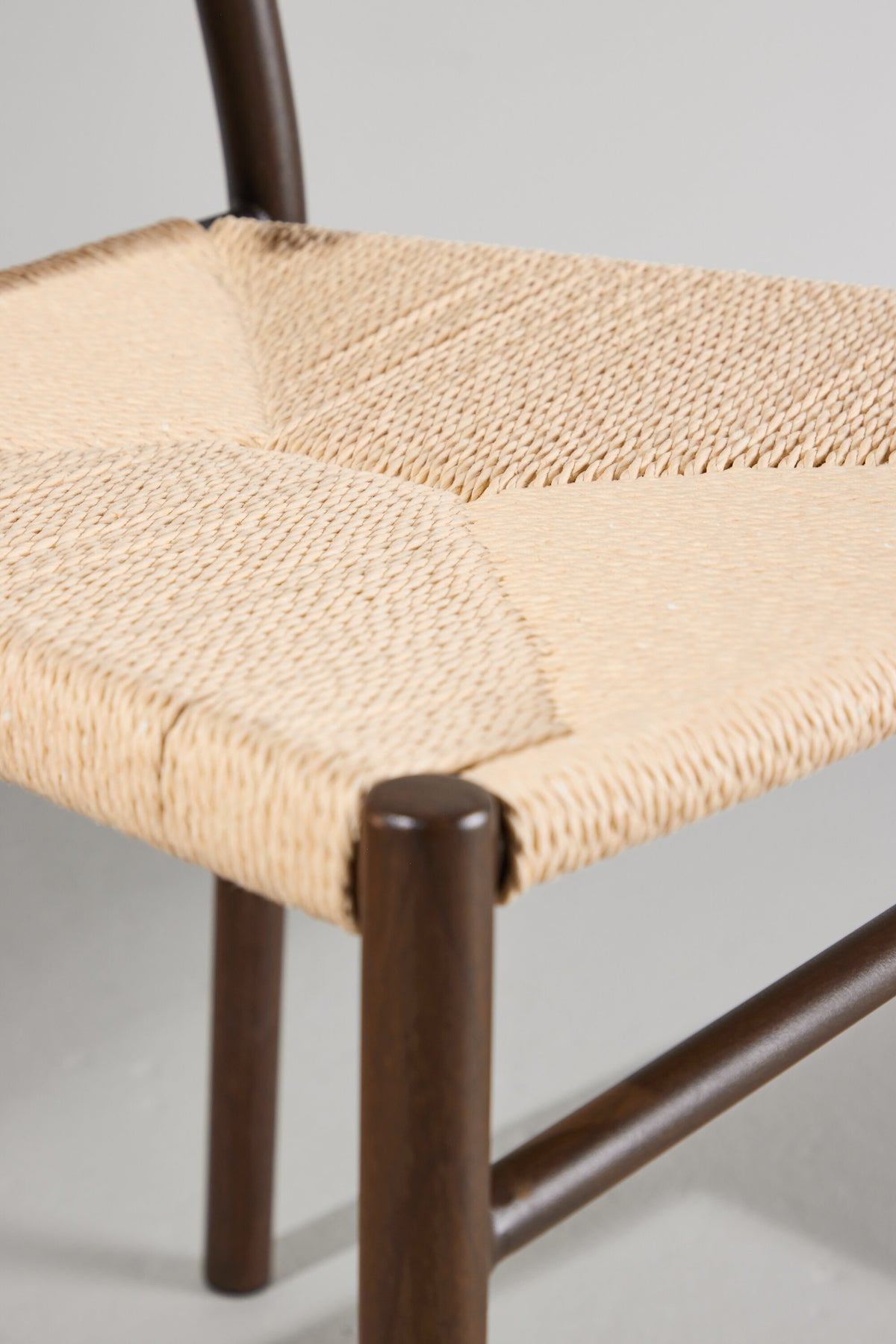 Polly Esszimmerstuhl in Mokka präsentiert im Onlineshop von KAQTU Design AG. Stuhl ist von Venture Home