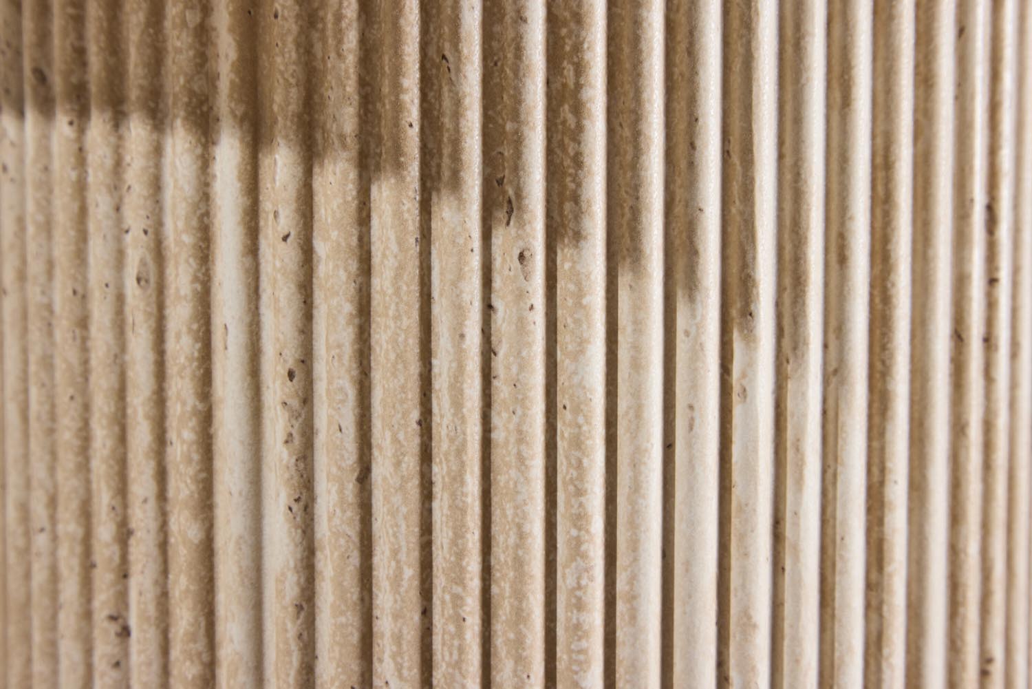 Krille Beistelltisch in Beige präsentiert im Onlineshop von KAQTU Design AG. Beistelltisch ist von Venture Home