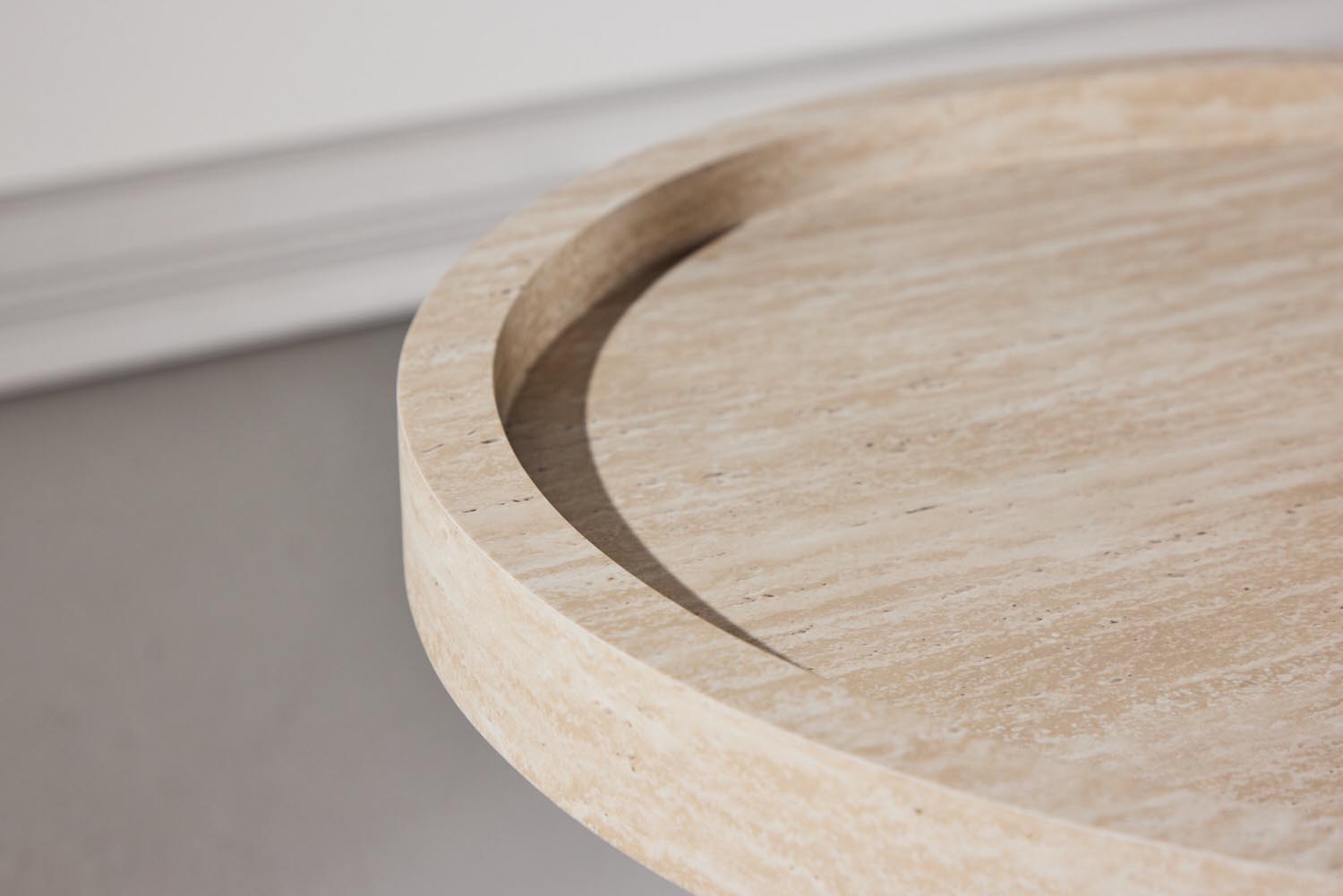 Krille Beistelltisch in Beige präsentiert im Onlineshop von KAQTU Design AG. Beistelltisch ist von Venture Home