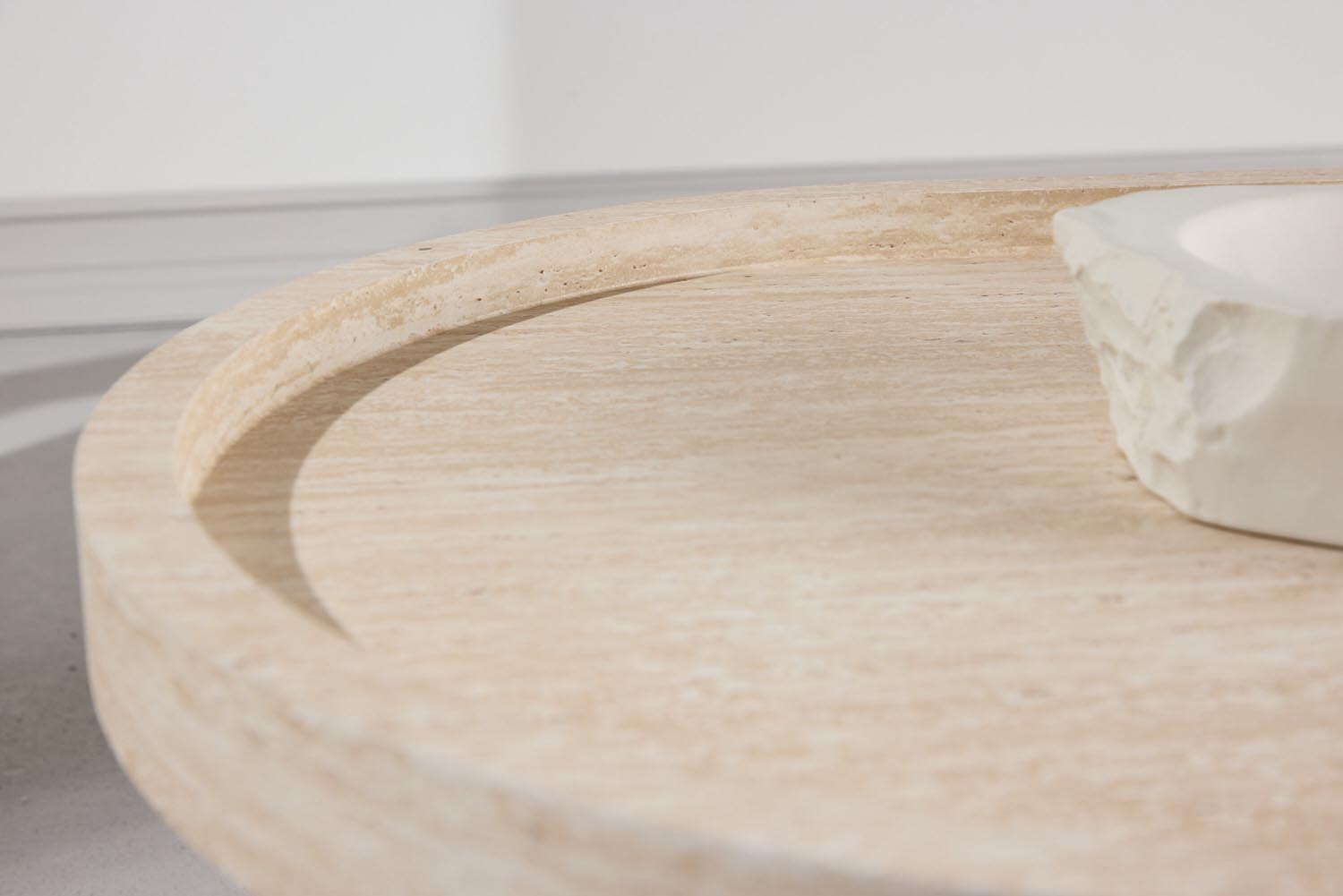 Krille Beistelltisch in Beige präsentiert im Onlineshop von KAQTU Design AG. Beistelltisch ist von Venture Home