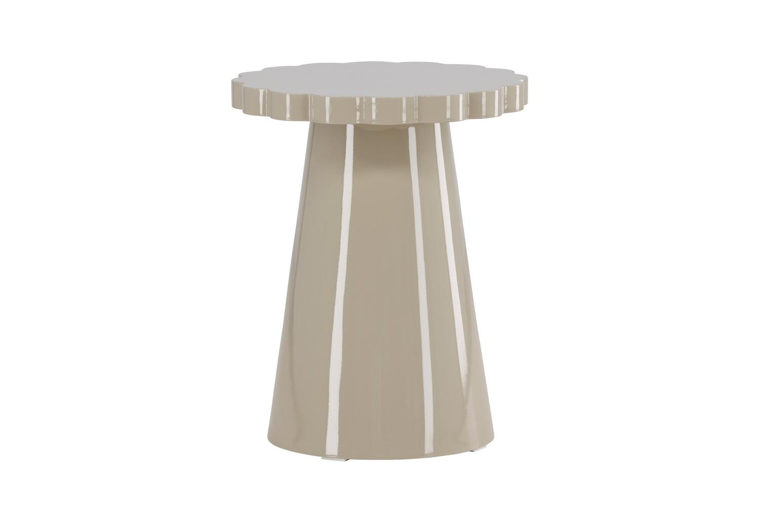 Krull Sofatisch in Beige präsentiert im Onlineshop von KAQTU Design AG. Beistelltisch ist von Venture Home