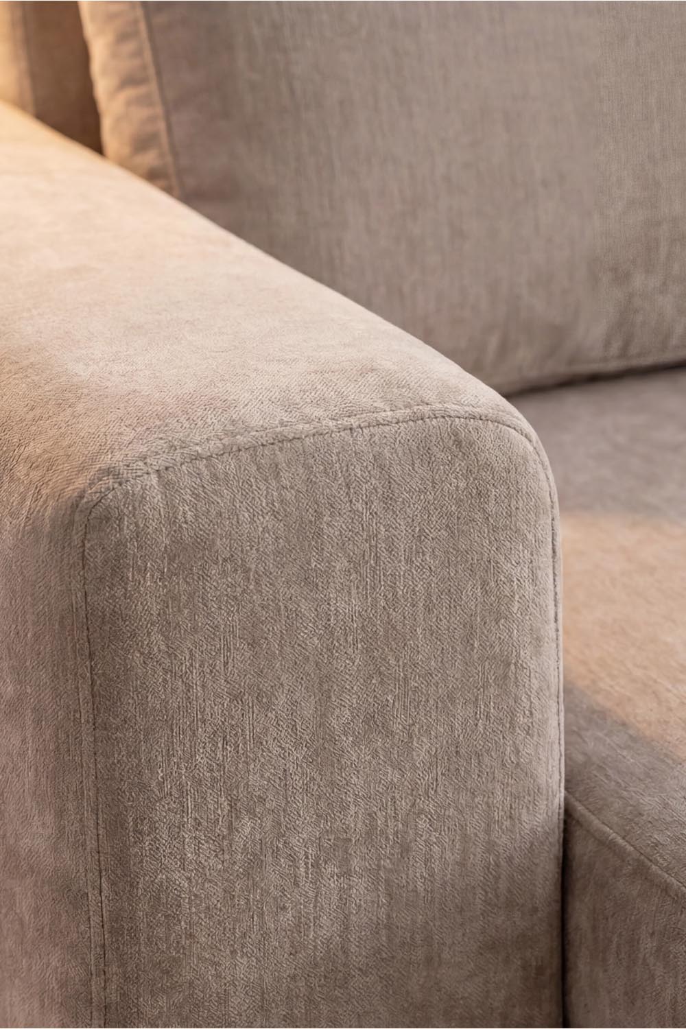 Bellman verstellbares Bett in Beige präsentiert im Onlineshop von KAQTU Design AG. L-Sofa rechts ist von Venture Home