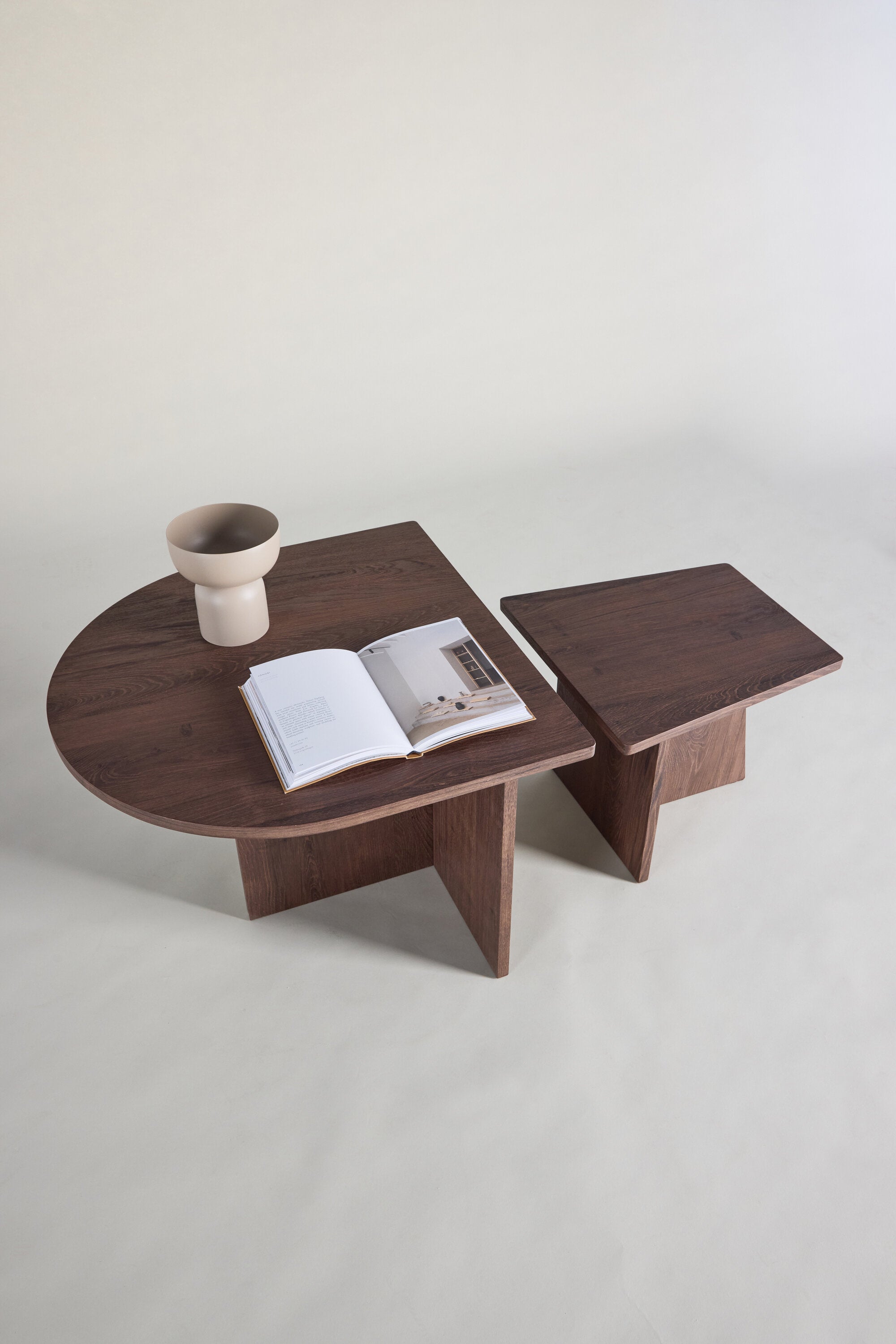 Sala Sofatisch in Mokka präsentiert im Onlineshop von KAQTU Design AG. Beistelltisch ist von Venture Home