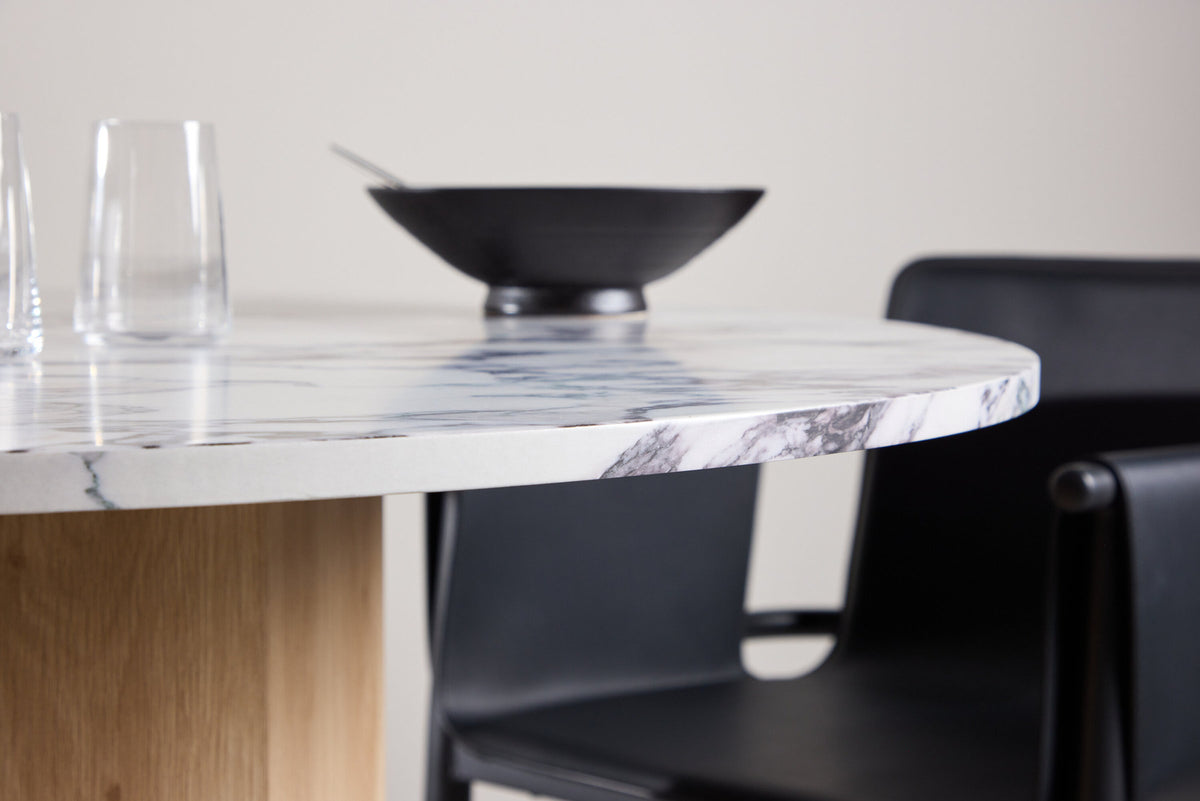 Tekla Esstisch rund in Hellgrau präsentiert im Onlineshop von KAQTU Design AG. Esstisch ist von Venture Home