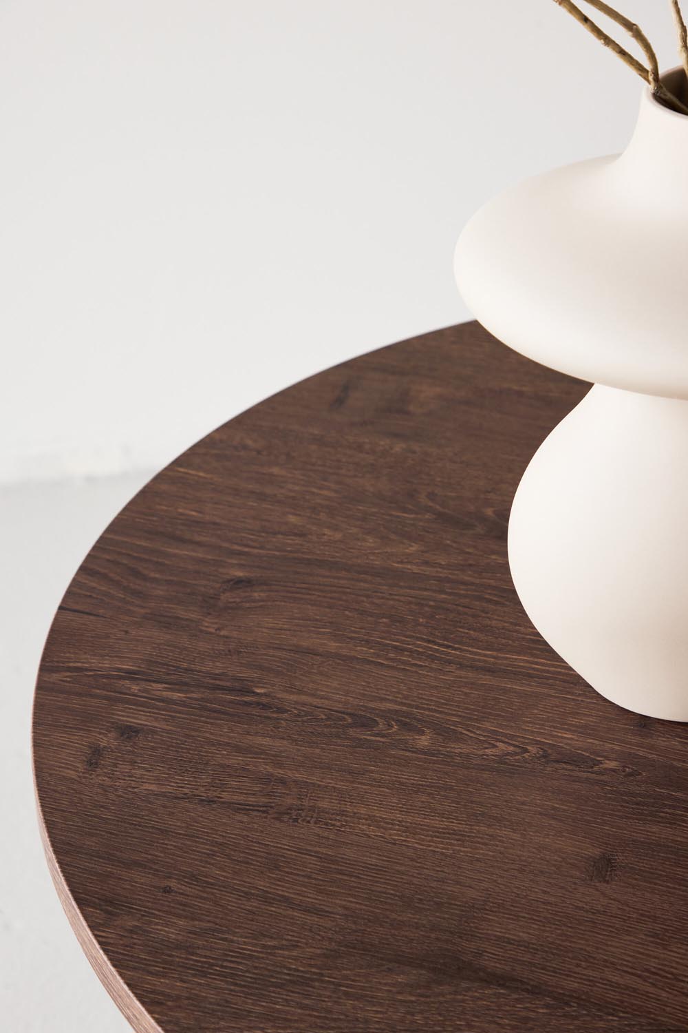 Tekla Sofatisch in Mokka präsentiert im Onlineshop von KAQTU Design AG. Beistelltisch ist von Venture Home