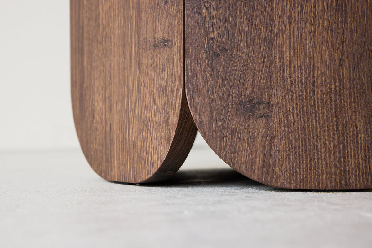 Tekla Sofatisch in Mokka präsentiert im Onlineshop von KAQTU Design AG. Beistelltisch ist von Venture Home
