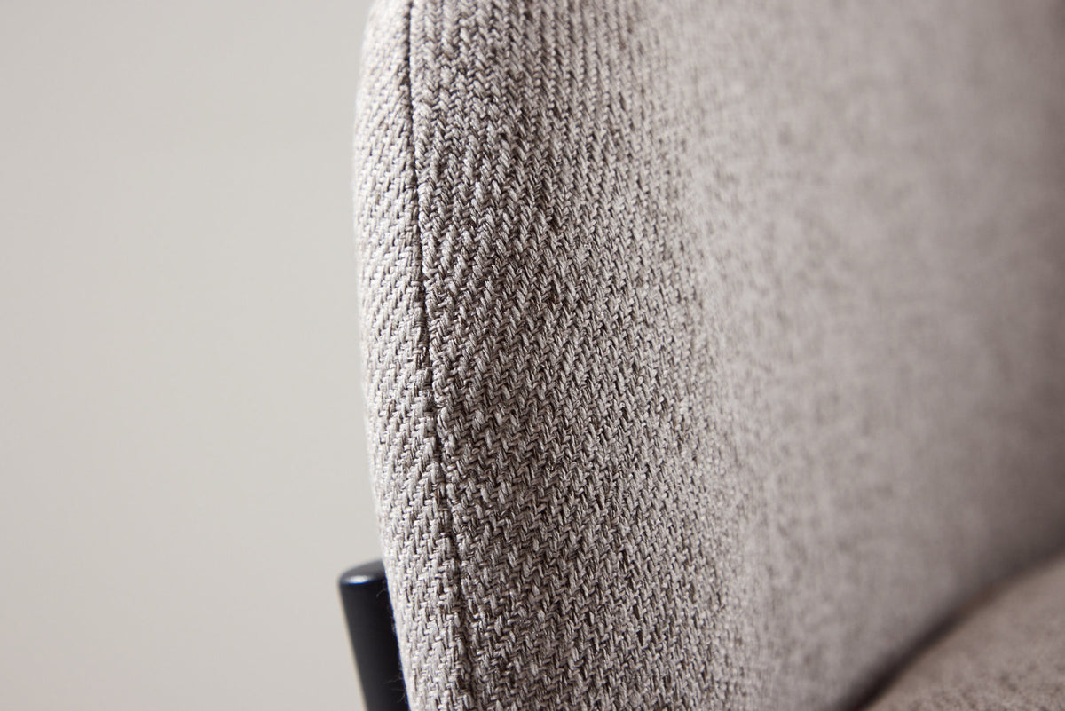 Vätö Esszimmerstuhl in Beige präsentiert im Onlineshop von KAQTU Design AG. Stuhl ist von Vind
