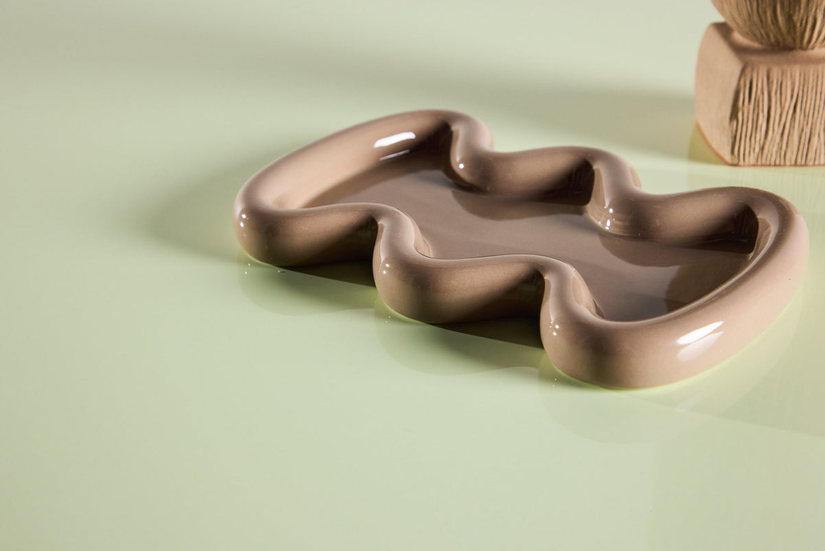 Lanzo Rundes Esstisch in Hellgrün präsentiert im Onlineshop von KAQTU Design AG. Esstisch ist von Venture Home