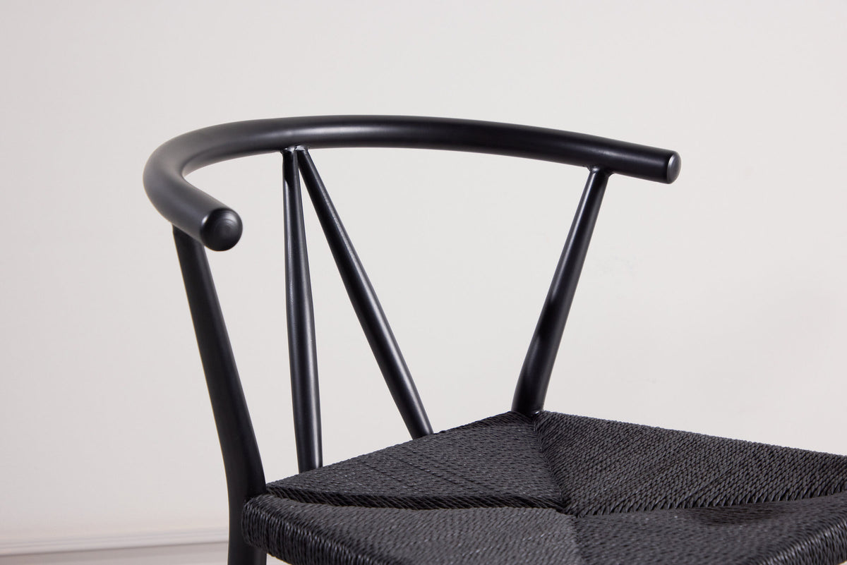 Alfons Esszimmerstuhl in Schwarz präsentiert im Onlineshop von KAQTU Design AG. Stuhl ist von Venture Home