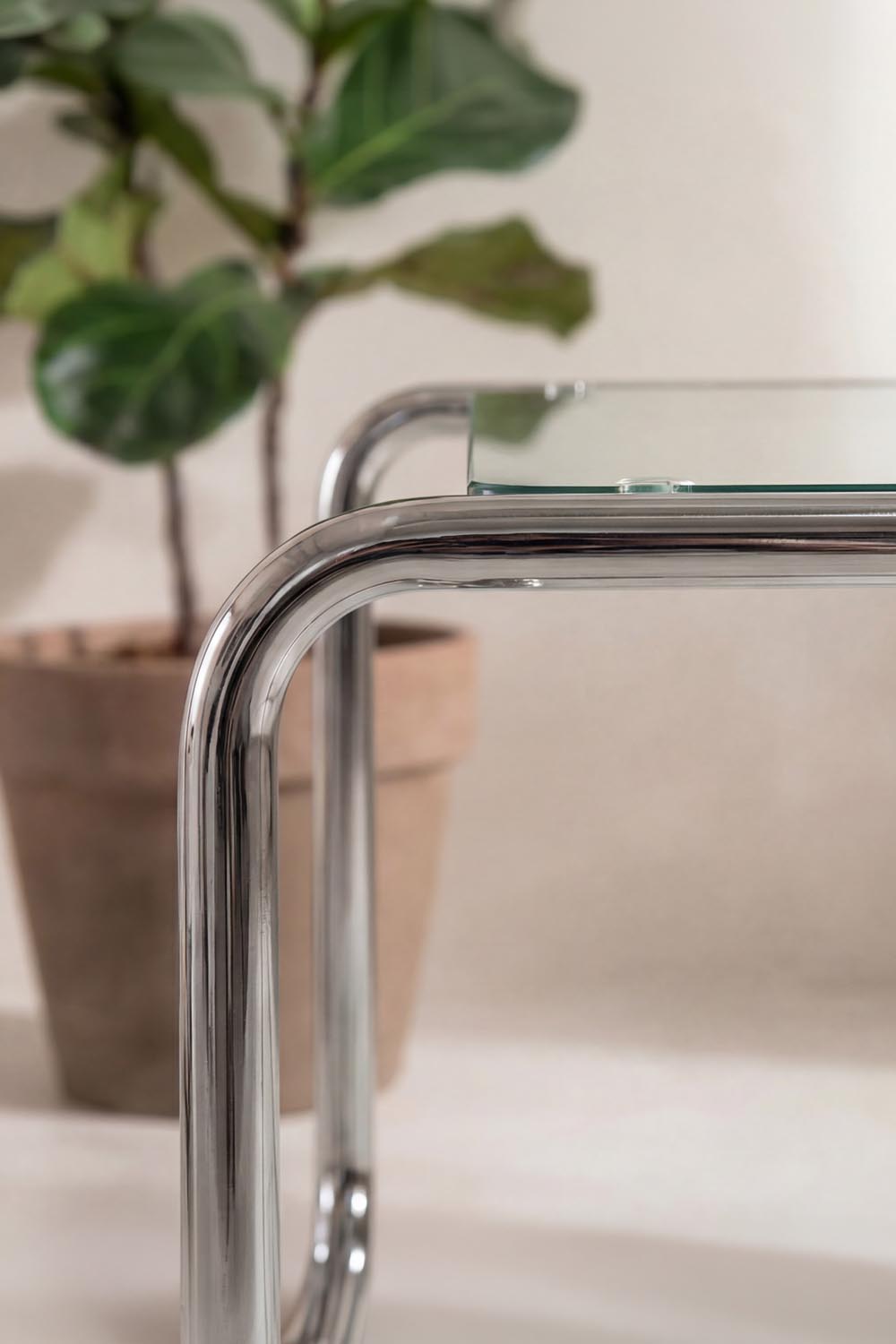 Saturnus Sofatisch in Klar präsentiert im Onlineshop von KAQTU Design AG. Beistelltisch ist von Venture Home