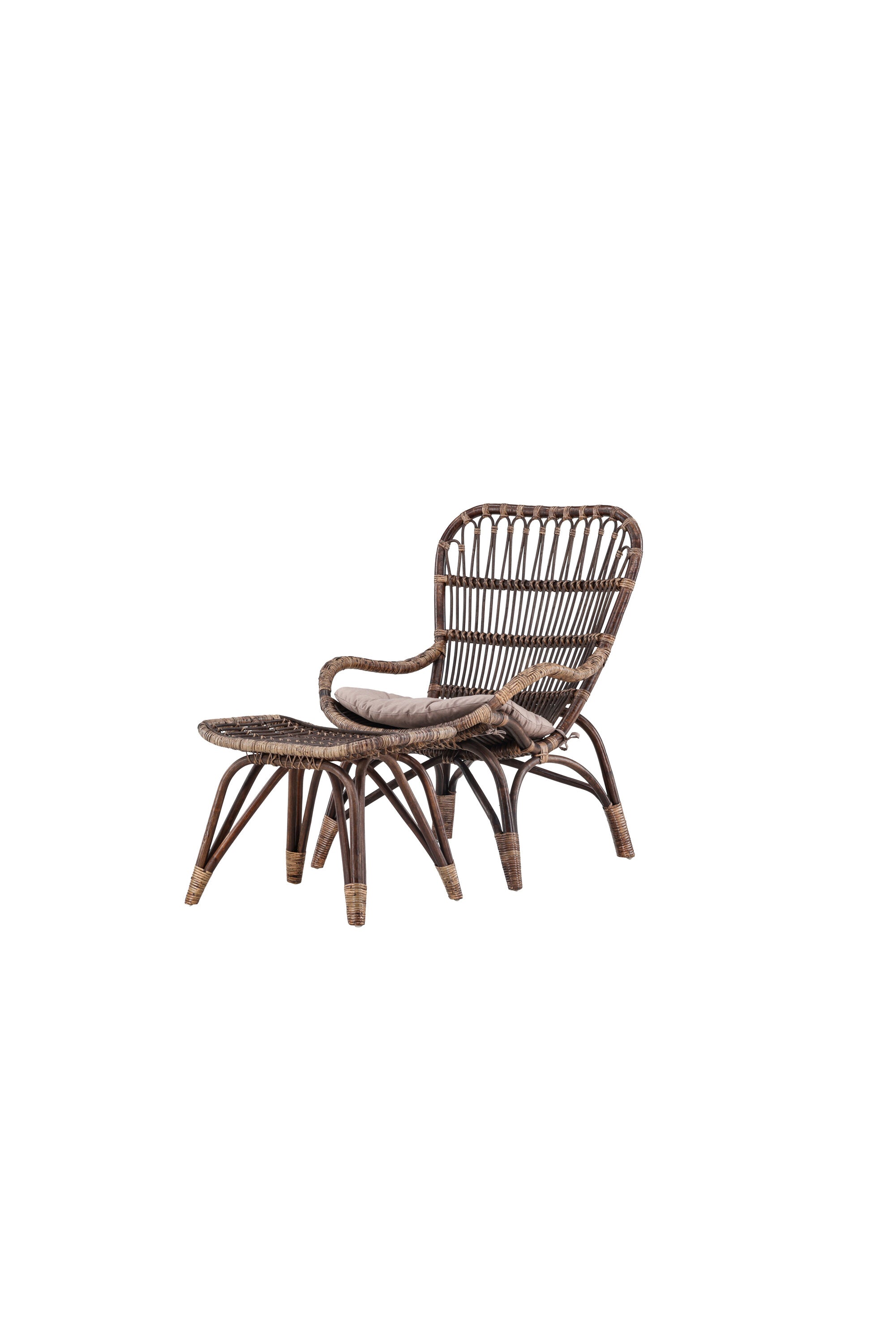 Ella Lounge Stuhl in Dark Walnut präsentiert im Onlineshop von KAQTU Design AG. Outdoor-Sessel ist von Venture Home