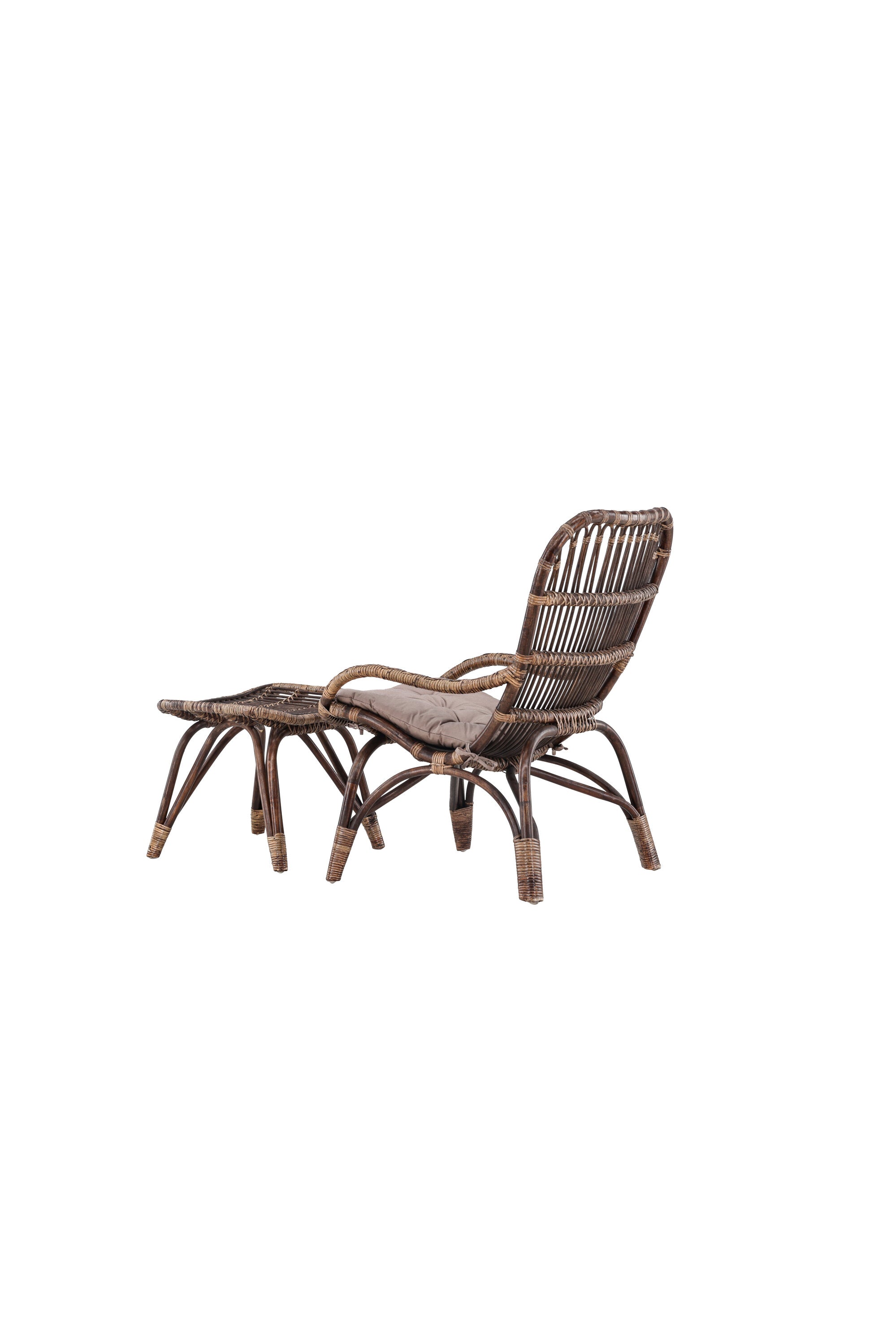Ella Lounge Stuhl in Dark Walnut präsentiert im Onlineshop von KAQTU Design AG. Outdoor-Sessel ist von Venture Home