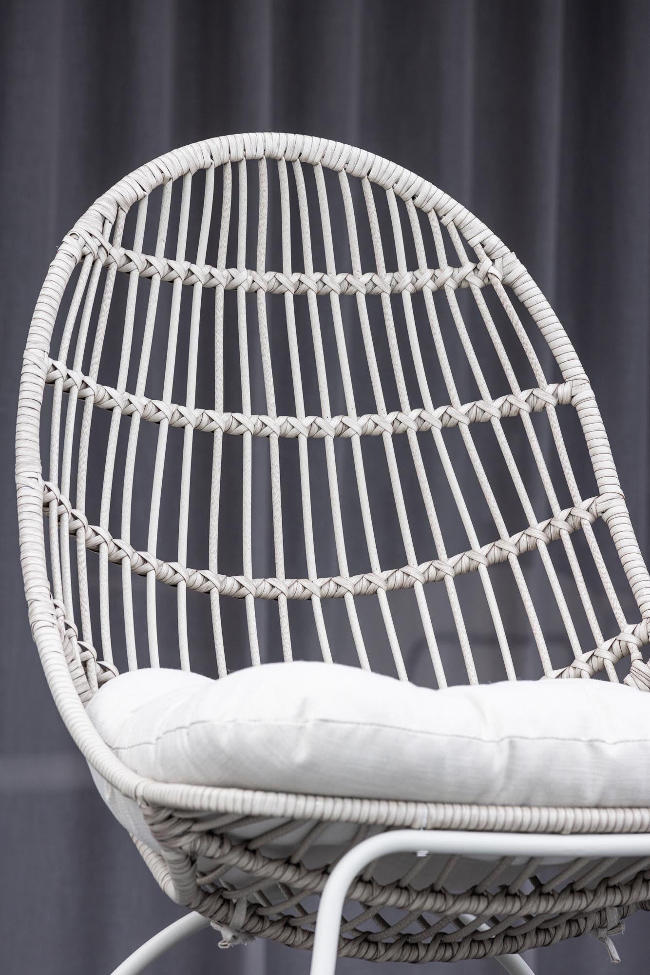 Paul Sonnenliege: Eleganz und Komfort für Ihren Aussenbereich.