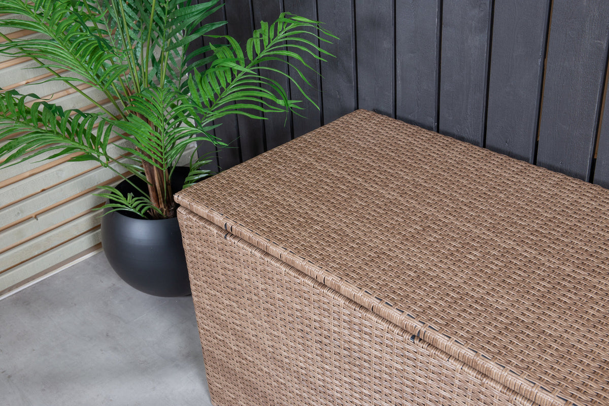 Londoner Kissenbox in Natur präsentiert im Onlineshop von KAQTU Design AG. Aufbewahrungsbox ist von Venture Home