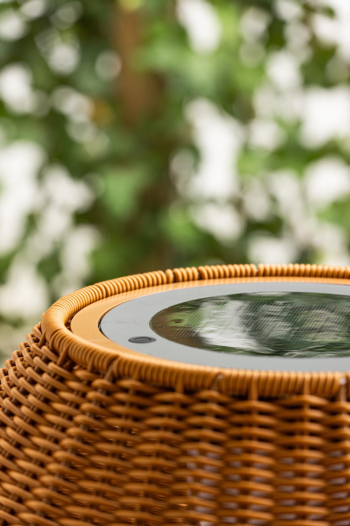 Mabis Stehleuchte: Stilvolle Beleuchtung für Ihren Garten.