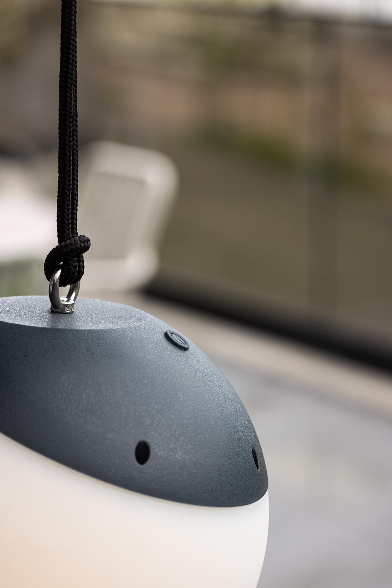 Doris Pendelleuchte: Stilvolle Beleuchtung für Ihren Aussenbereich.