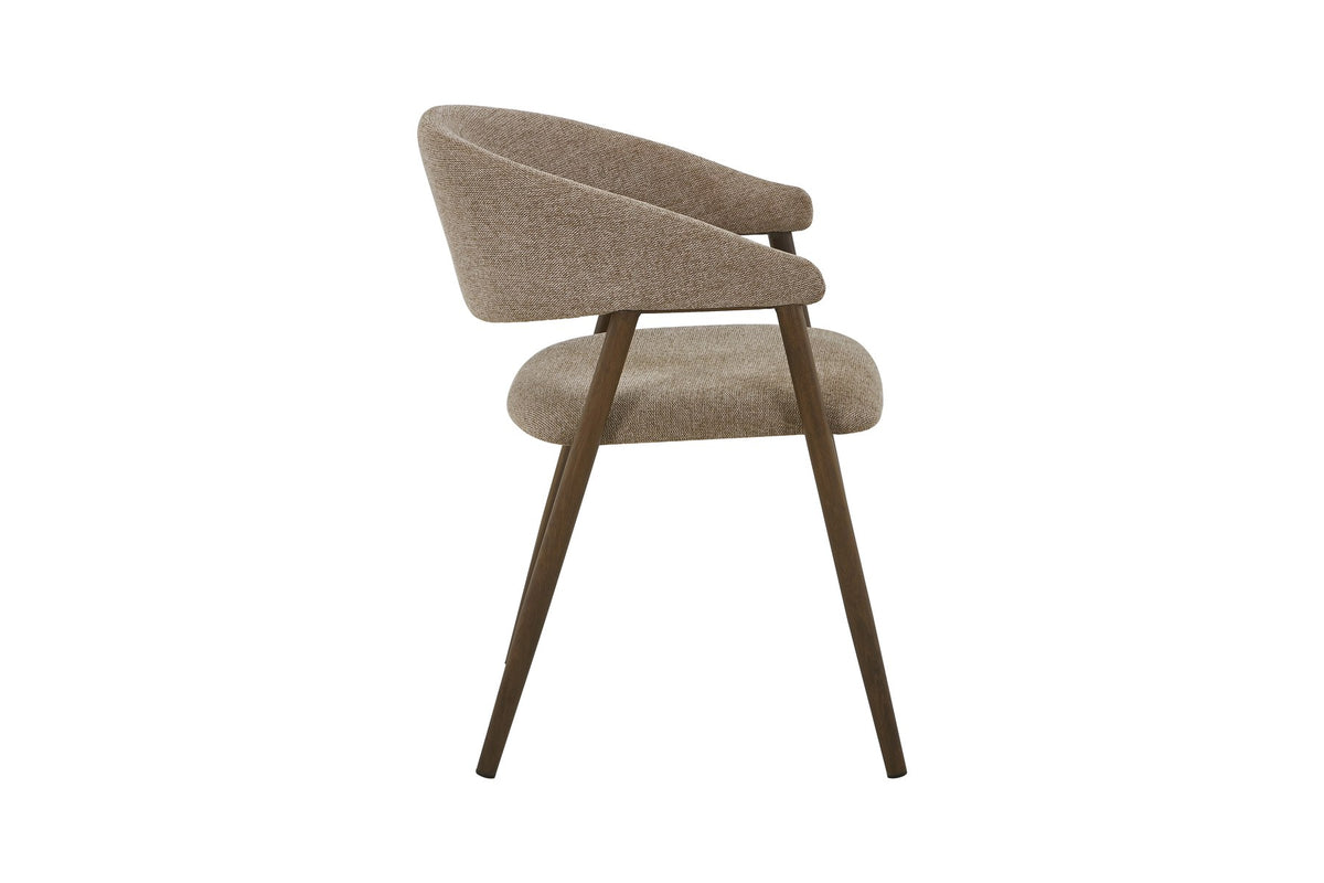 Zwei Esszimmerstühle Paulda in Mokka mit Polyester-Leinen-Bezug, abgerundeter Rückenlehne und Stahlbeinen in Räuchereiche-Holzoptik.