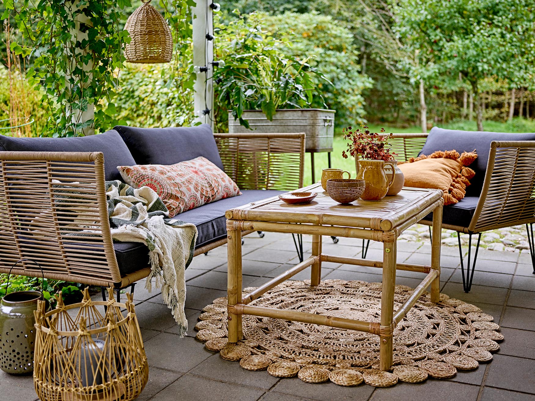 Sole Couchtisch, Natur, Bambus in Natur präsentiert im Onlineshop von KAQTU Design AG. Beistelltisch Outdoor ist von Bloomingville