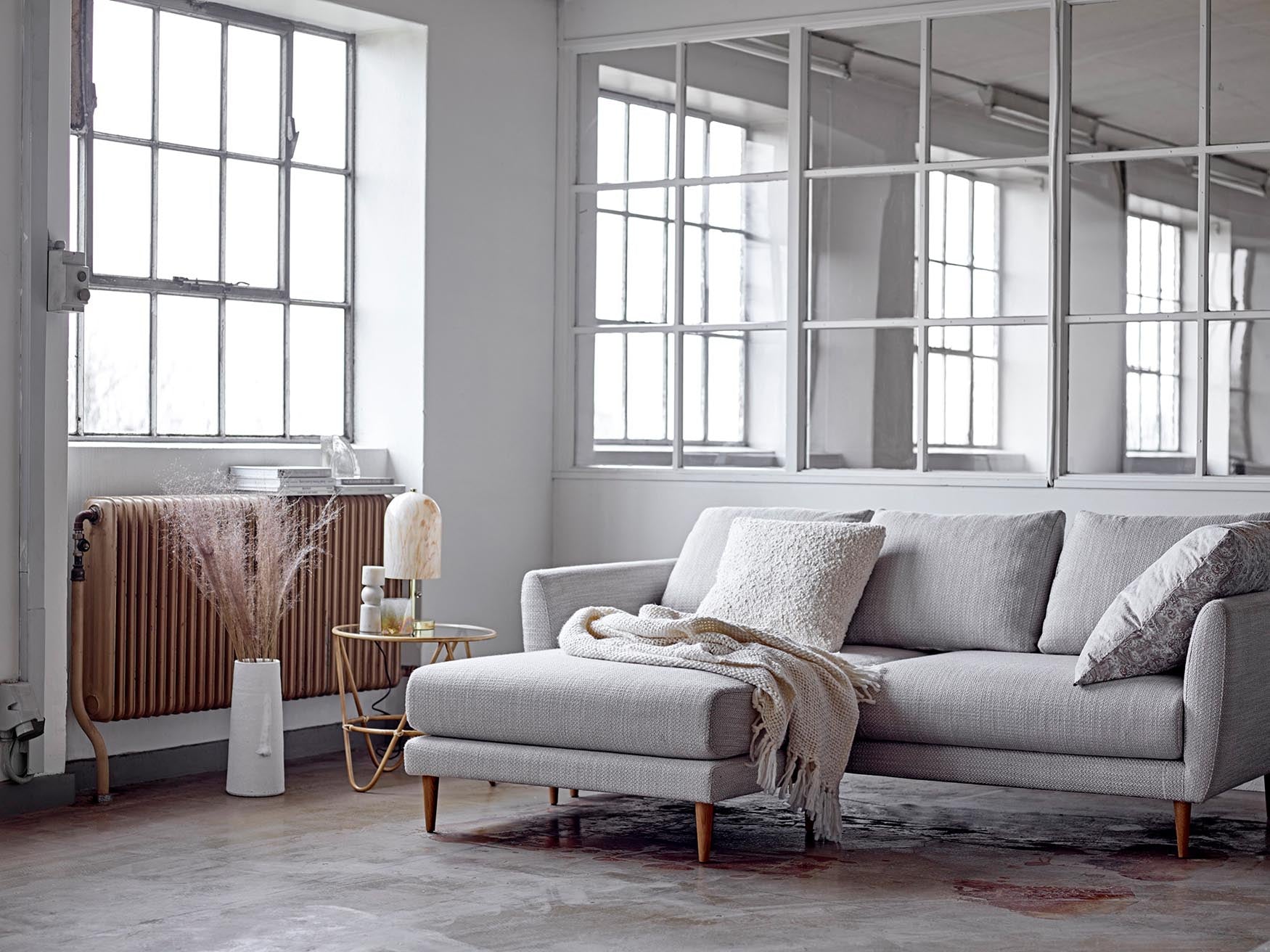 Berican Deko-Vase, Weiss, Terrakotta – skandinavisches Design von Bloomingville.