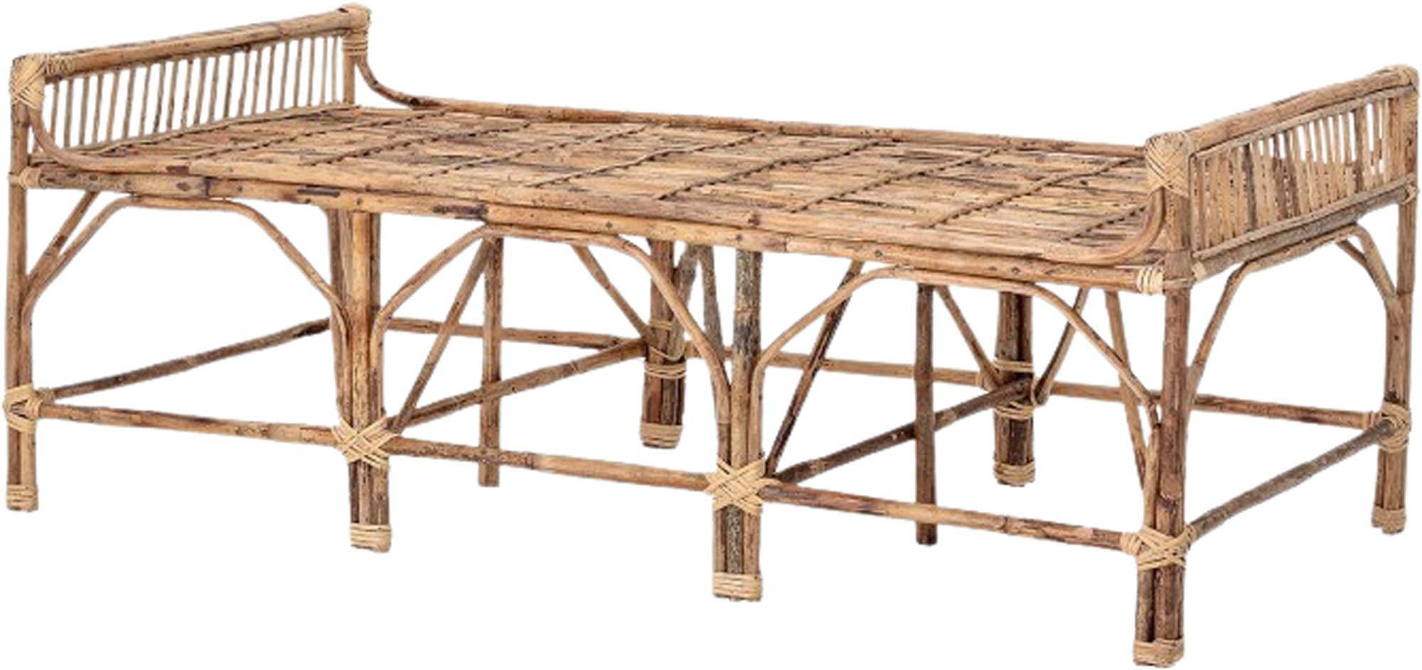 Die Pammi Bank von Bloomingville aus natürlichem Rohrstock besticht durch ihr skandinavisches Design und ihre schlichte Eleganz.