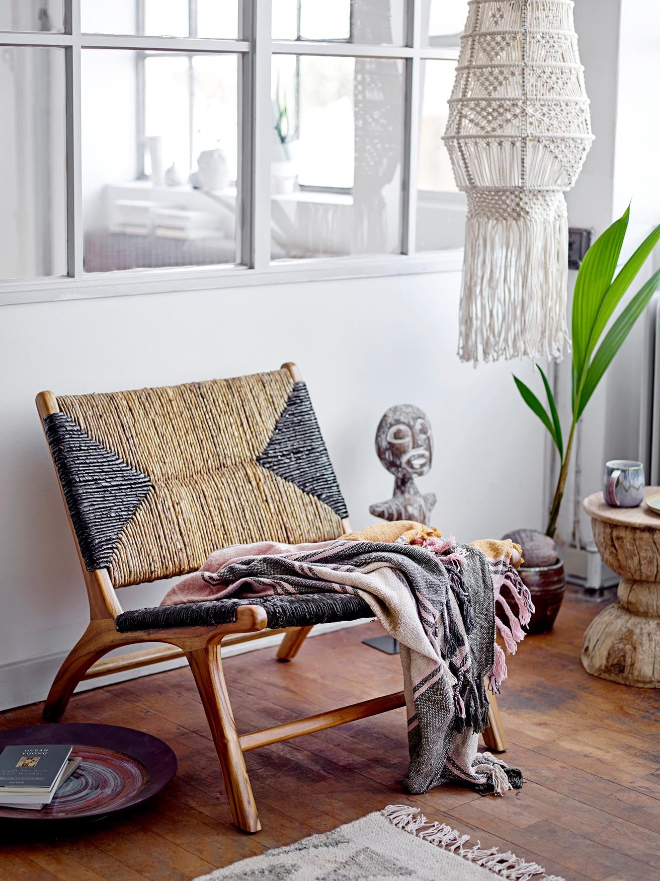 Grant Loungesessel, Schwarz, Teakholz in Black präsentiert im Onlineshop von KAQTU Design AG. Sessel ist von Creative Collection
