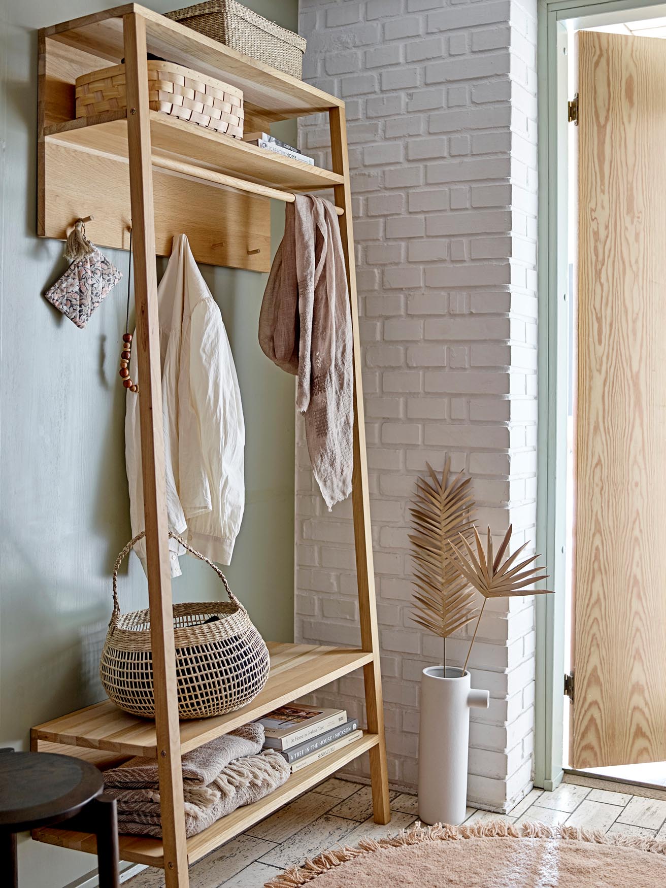 Eleganter Wollteppich Lenea in Braun von Bloomingville, stilvoll & warm.