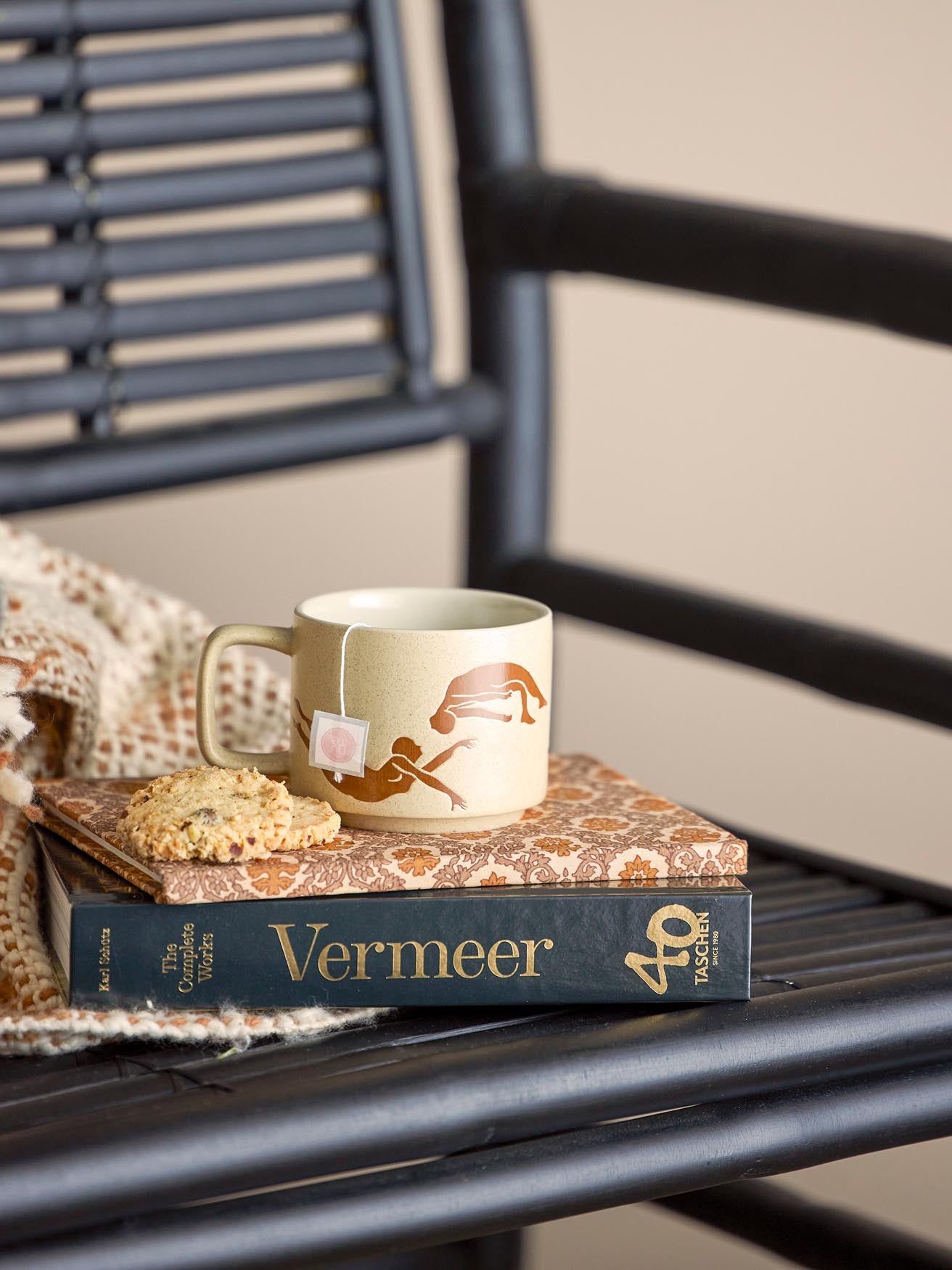 Rustikaler Harlow Becher aus braunem Steingut von Bloomingville.