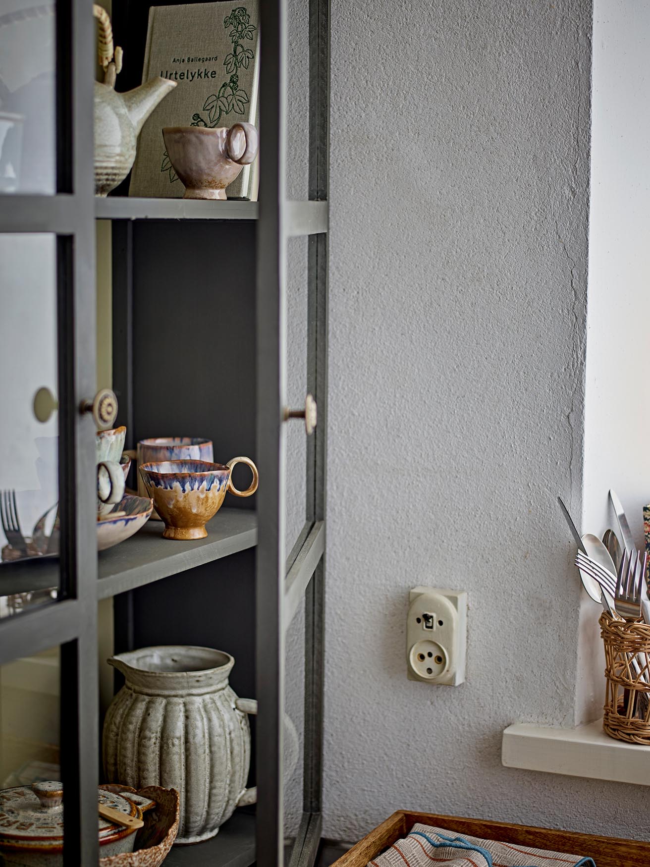 Grünes Tannenholz-Kabinett von Bloomingville: Natur trifft Design.