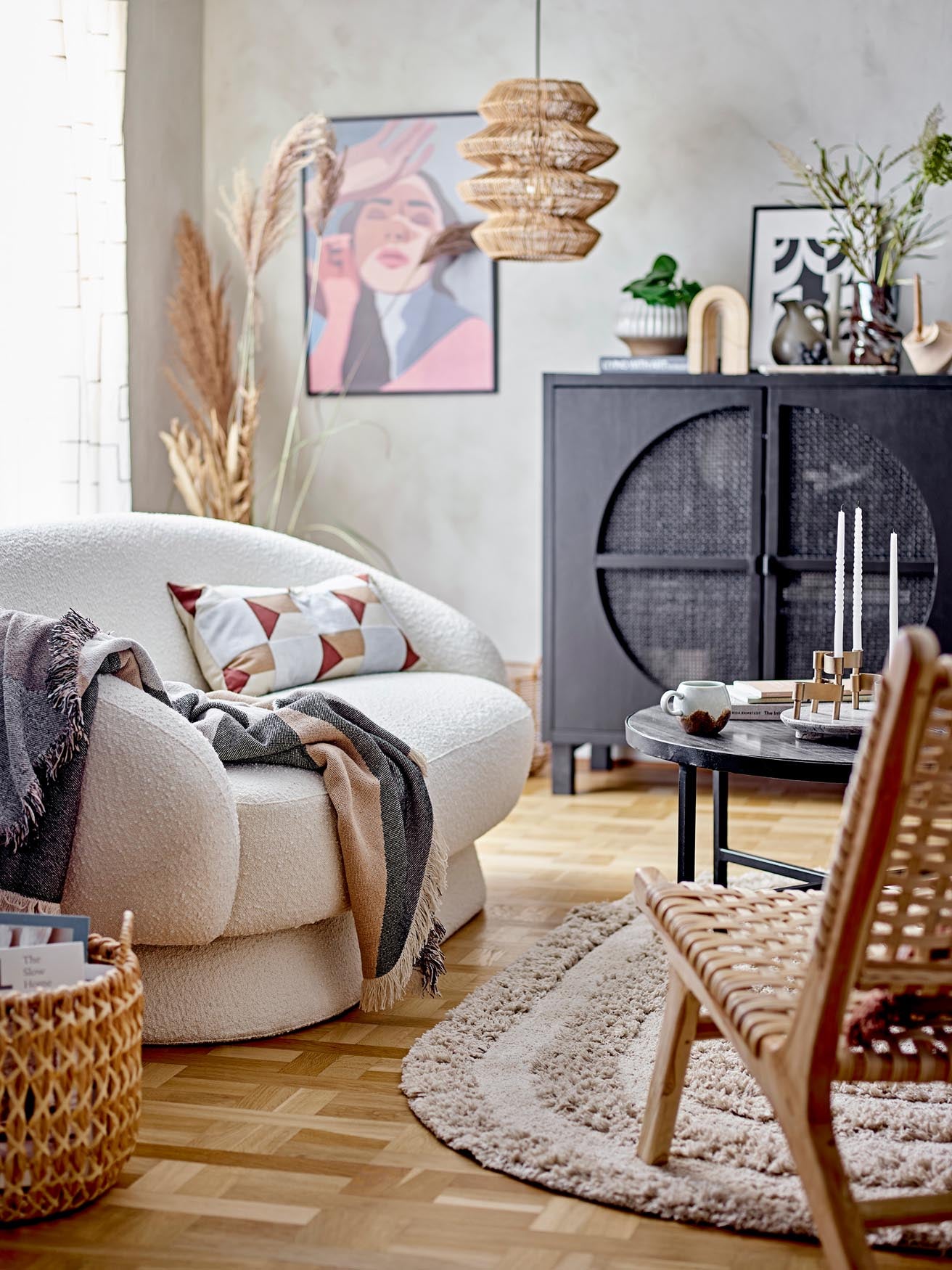 Modernes Ted Sofa in Weiss, Polyester, von Bloomingville für Ihr Zuhause.