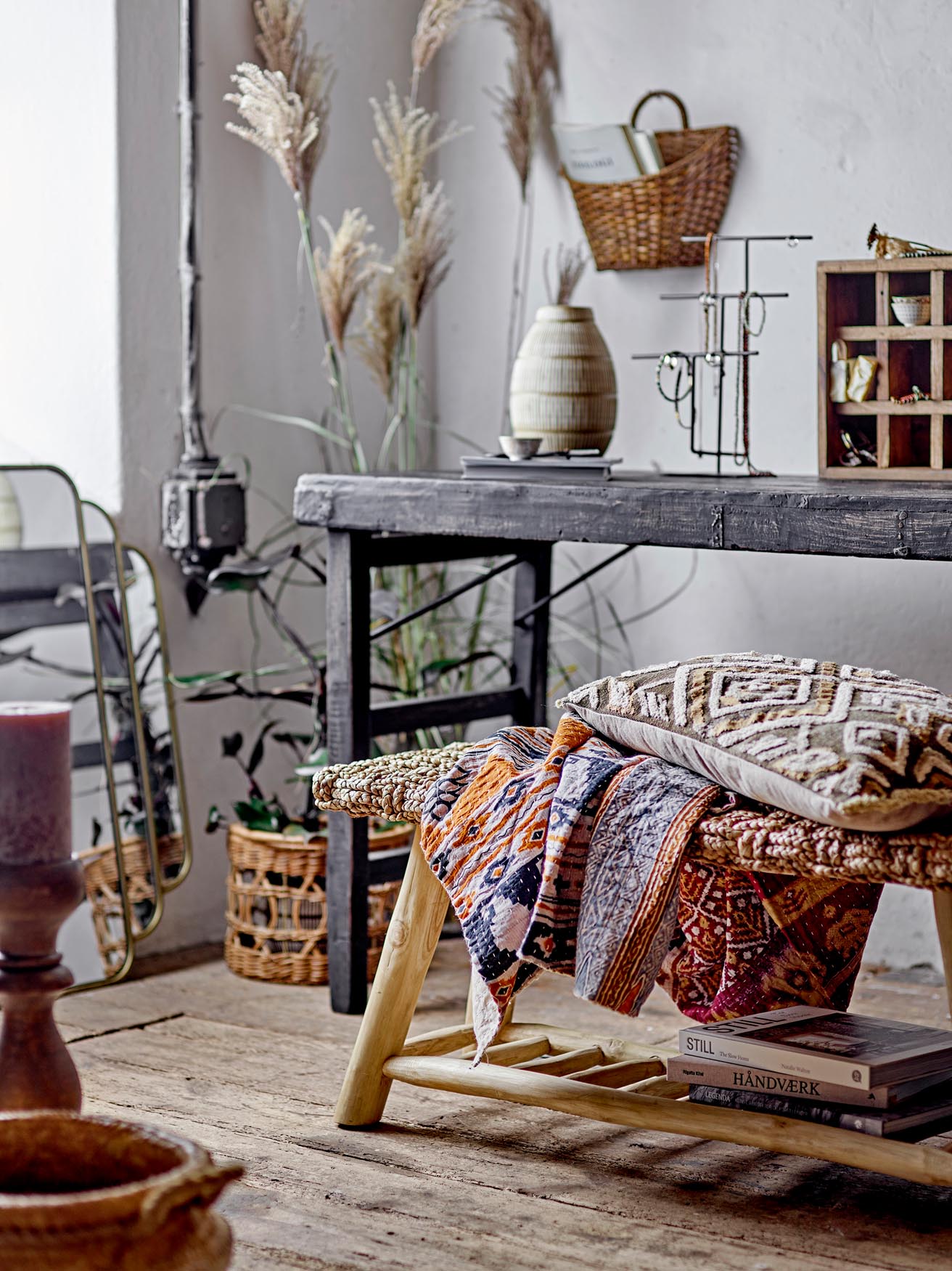 Stilvoller Mas Wand-Spiegel aus Messing von Creative Collection.