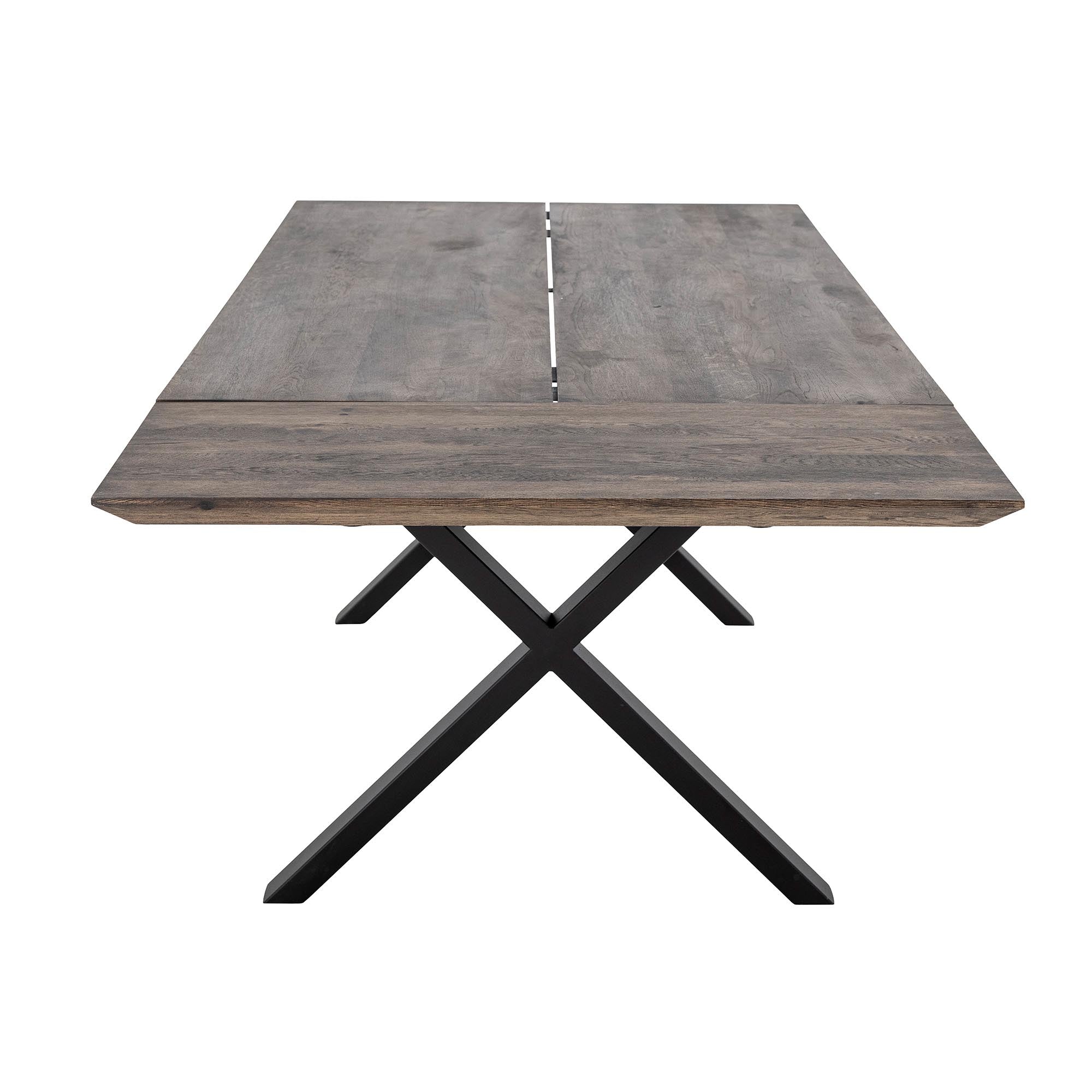 Der elegante Maldon Esstisch von Bloomingville aus hochwertiger Eiche in Braun vereint zeitloses Design mit Funktionalität.