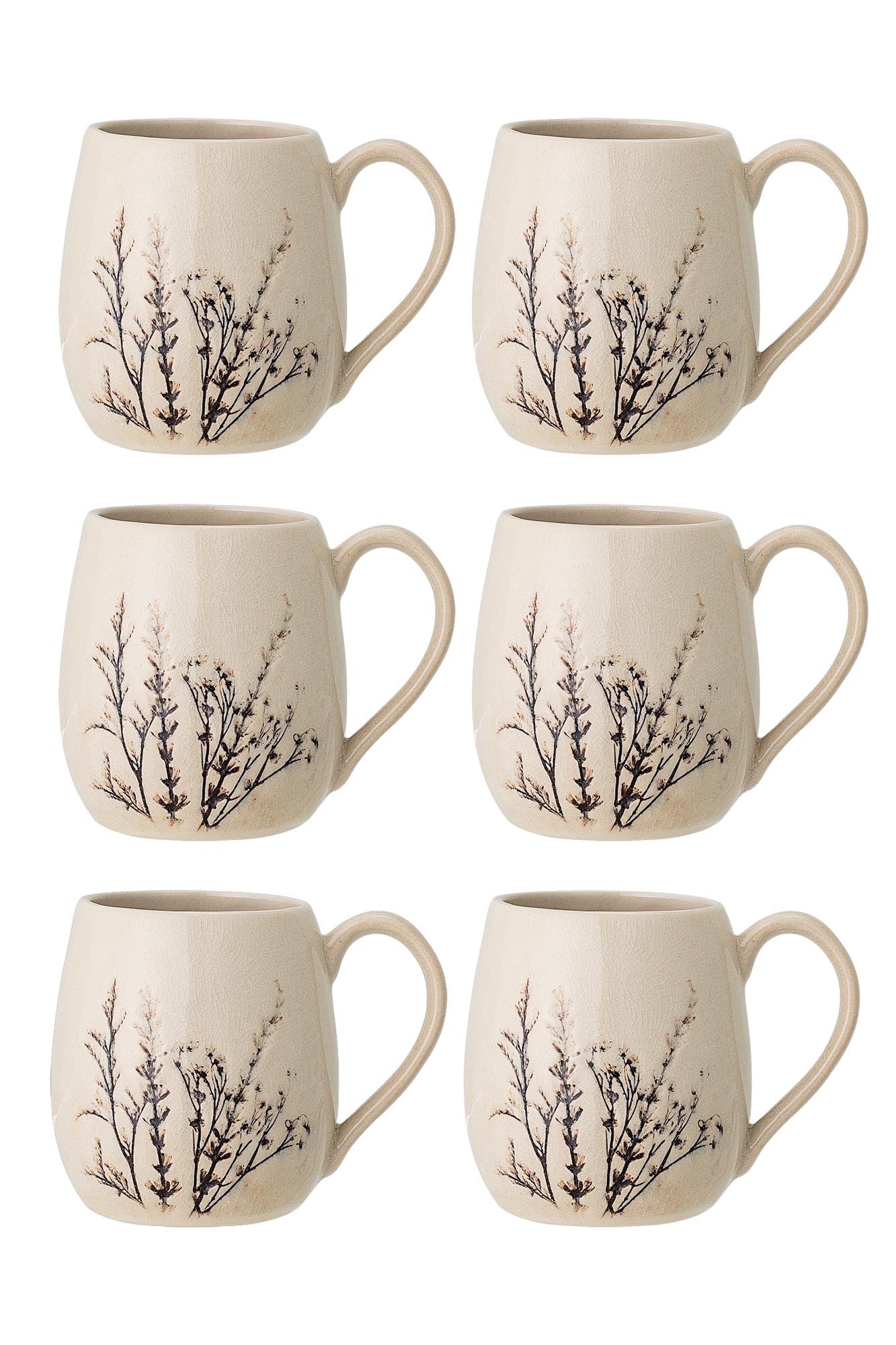 Set Bea Becher aus natürlichem Steingut von Bloomingville, perfekt für stilvolle Anlässe und umweltbewussten Kaffeegenuss.