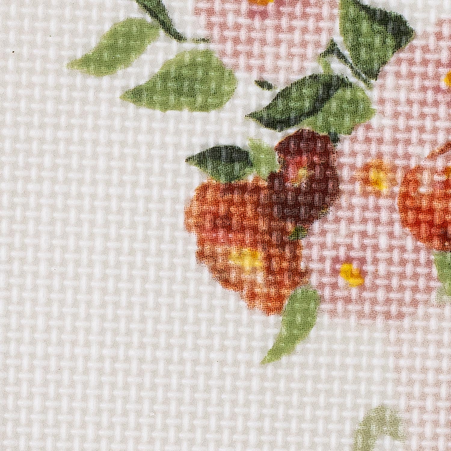 Die Dorothy Teller von Bloomingville aus blauem Steingut überzeugt mit stilvollem Design und ist ideal für jede Tischgestaltung.