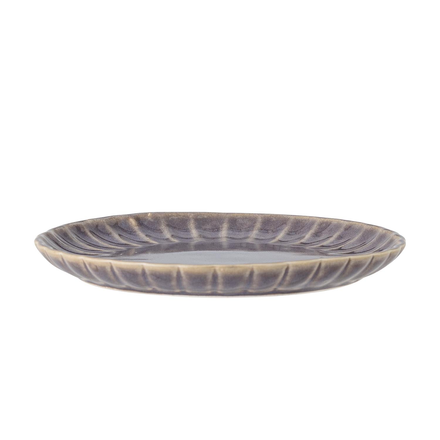 Eleganter violetter Latina Teller aus Steingut von Bloomingville, ideal für stilvolle Tischdekoration und besondere Anlässe.