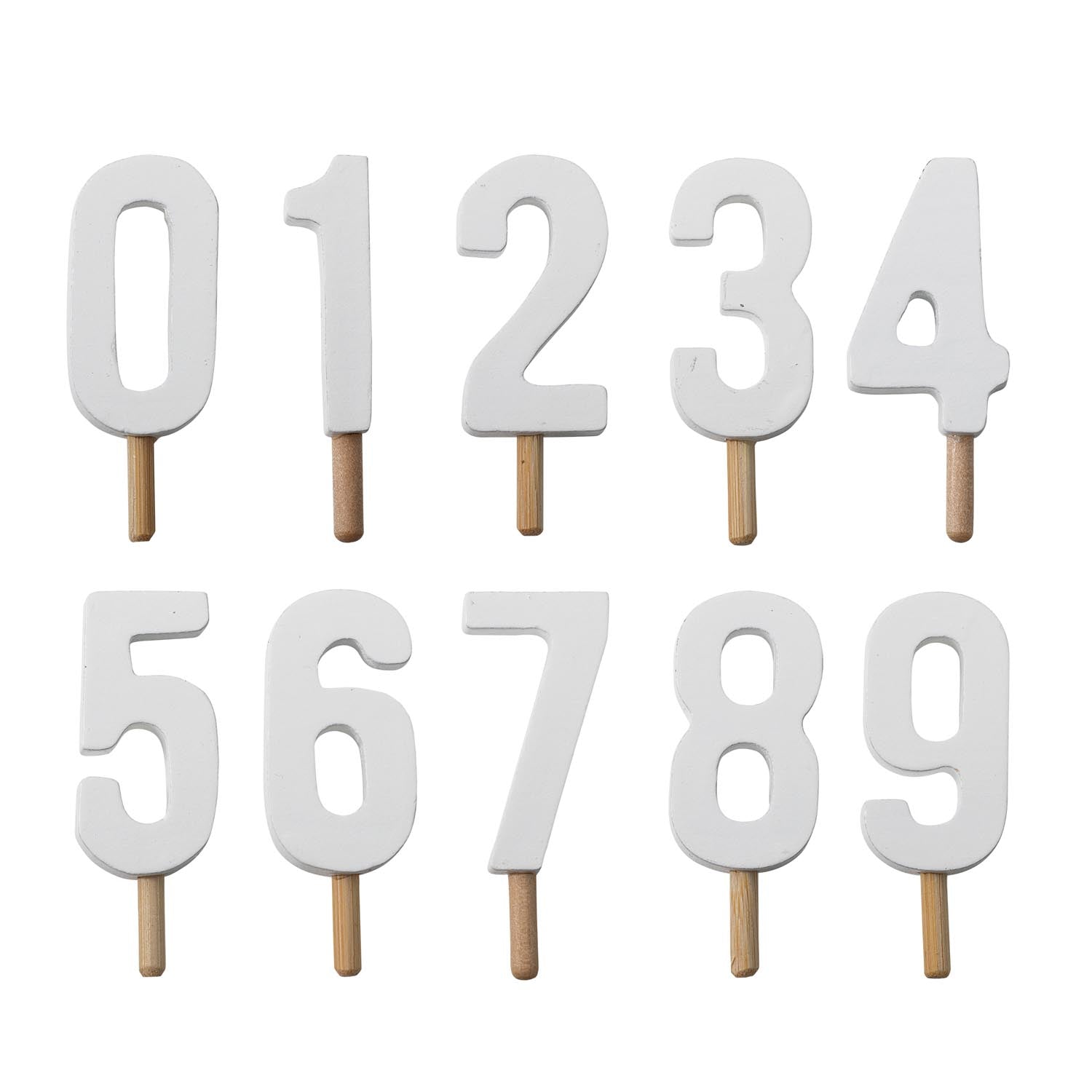 Die Junaid Geburtstagsdekoration in Rosa von Bloomingville Mini aus FSC®-zertifiziertem MDF bringt Eleganz und Umweltbewusstsein zusammen.