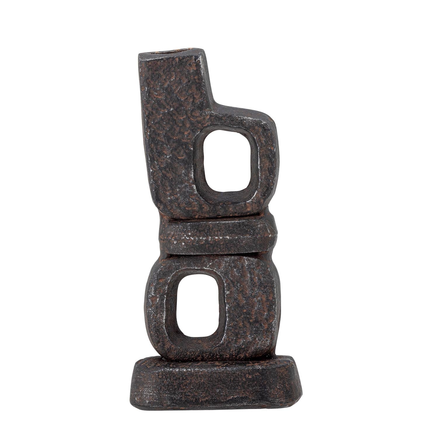 Der Sanah Kerzenhalter von Bloomingville aus schwarzem Gusseisen besticht durch elegantes Design und schafft eine warme Atmosphäre.