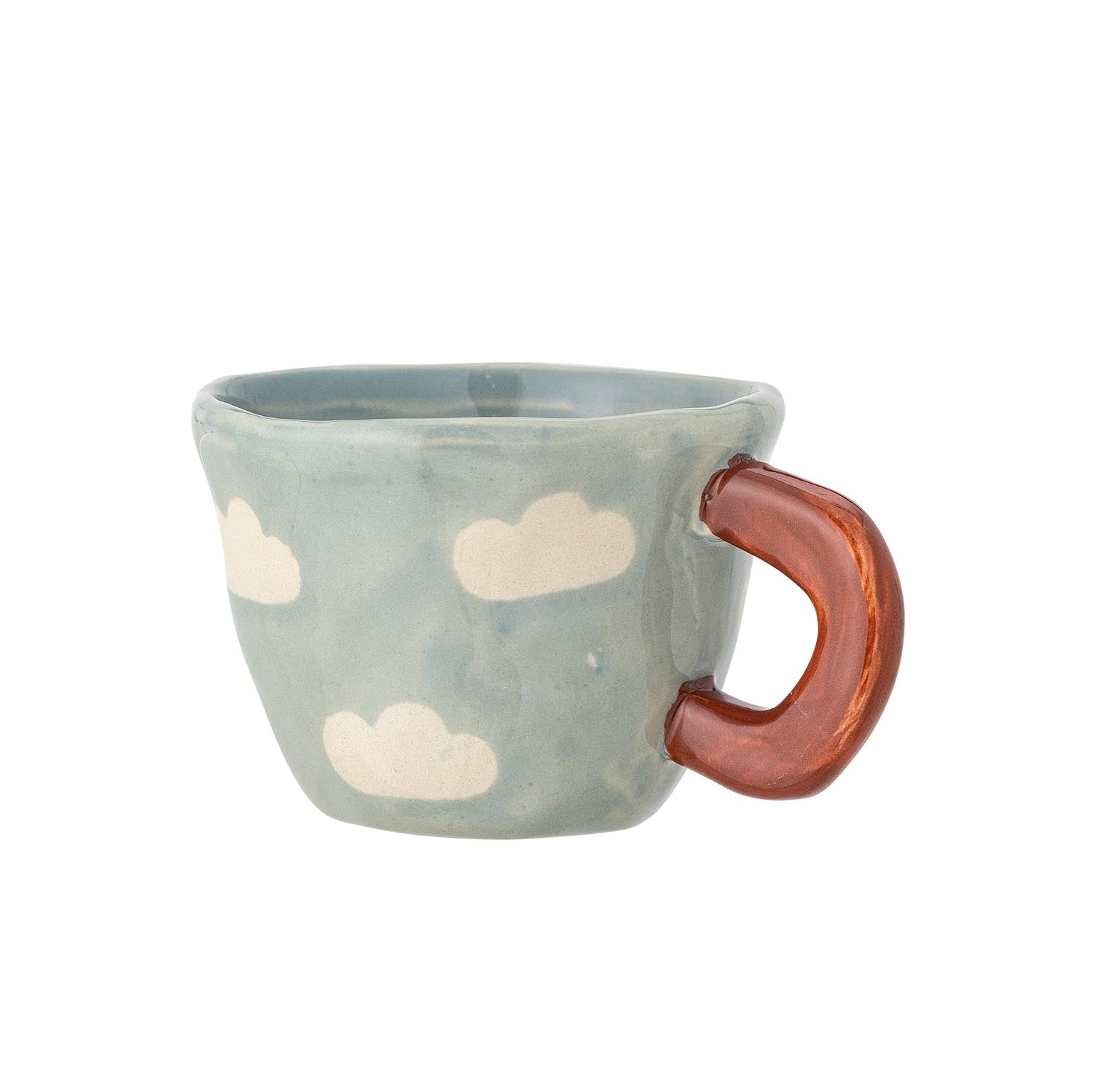 Die Nini Tasse von Bloomingville Mini ist aus hochwertigem blauem Steingut gefertigt und besticht durch ihr verspieltes, kinderfreundliches Design.