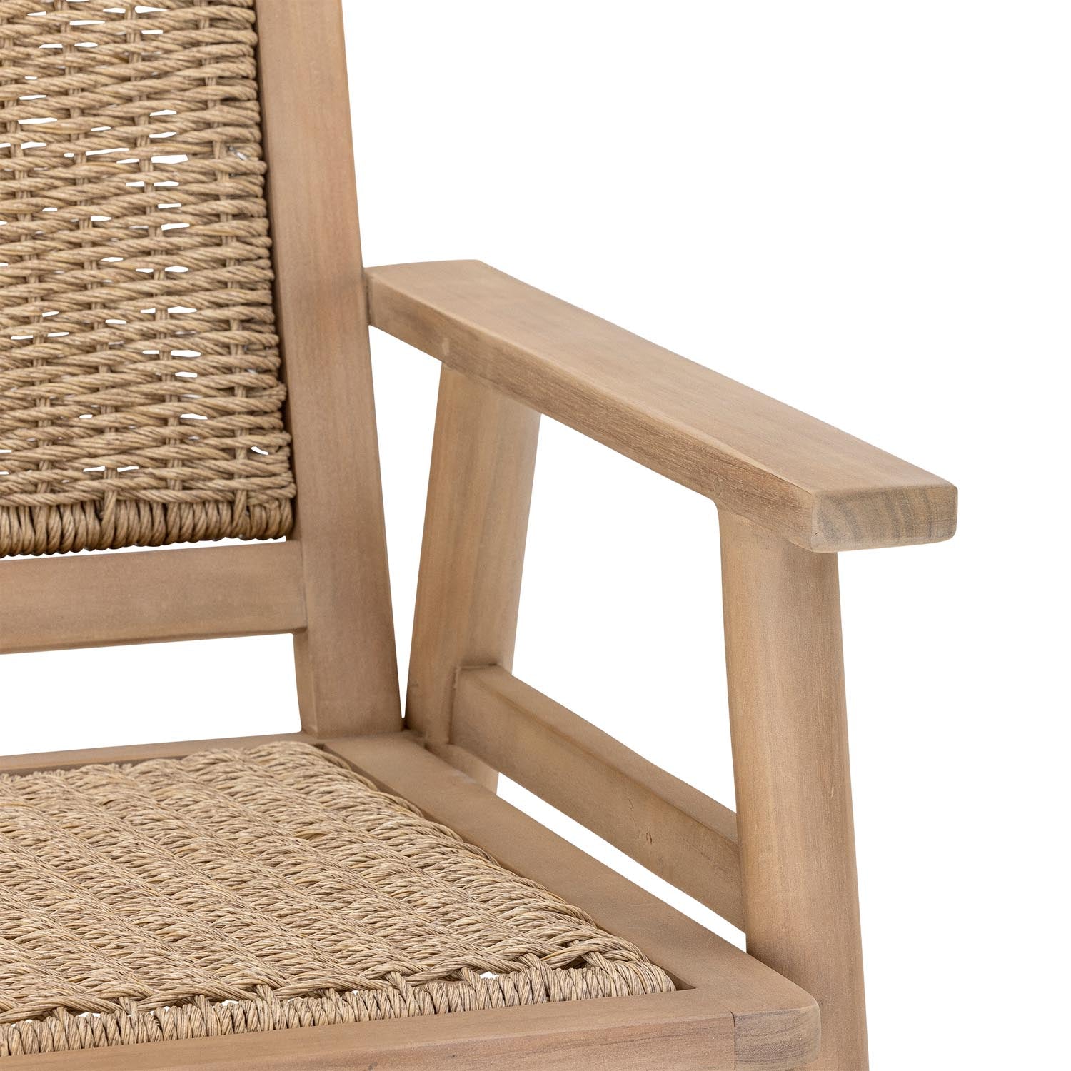 Das Sorrento Sofa aus FSC®-zertifiziertem Akazienholz vereint nachhaltige Materialien mit elegantem, natürlichem Design.