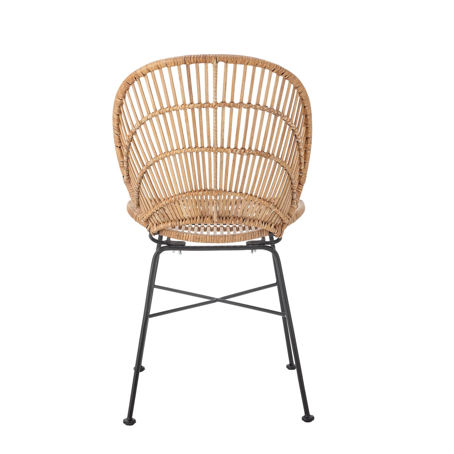 Der Fiore Esszimmerstuhl von Bloomingville besticht durch sein natürliches Rattan und skandinavisches, elegantes Design.