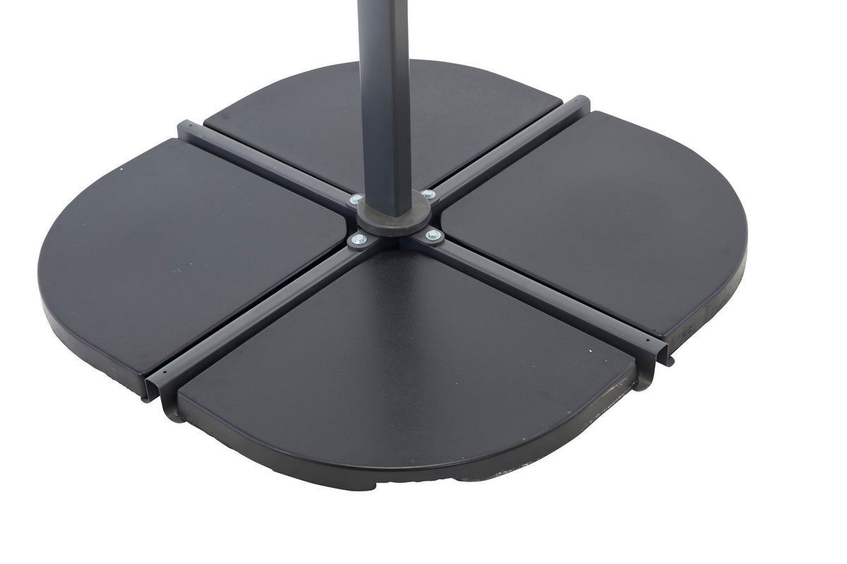 Leeds Umbrella Stone in Schwarz präsentiert im Onlineshop von KAQTU Design AG. Sonnenschirm Sockel ist von Venture Home