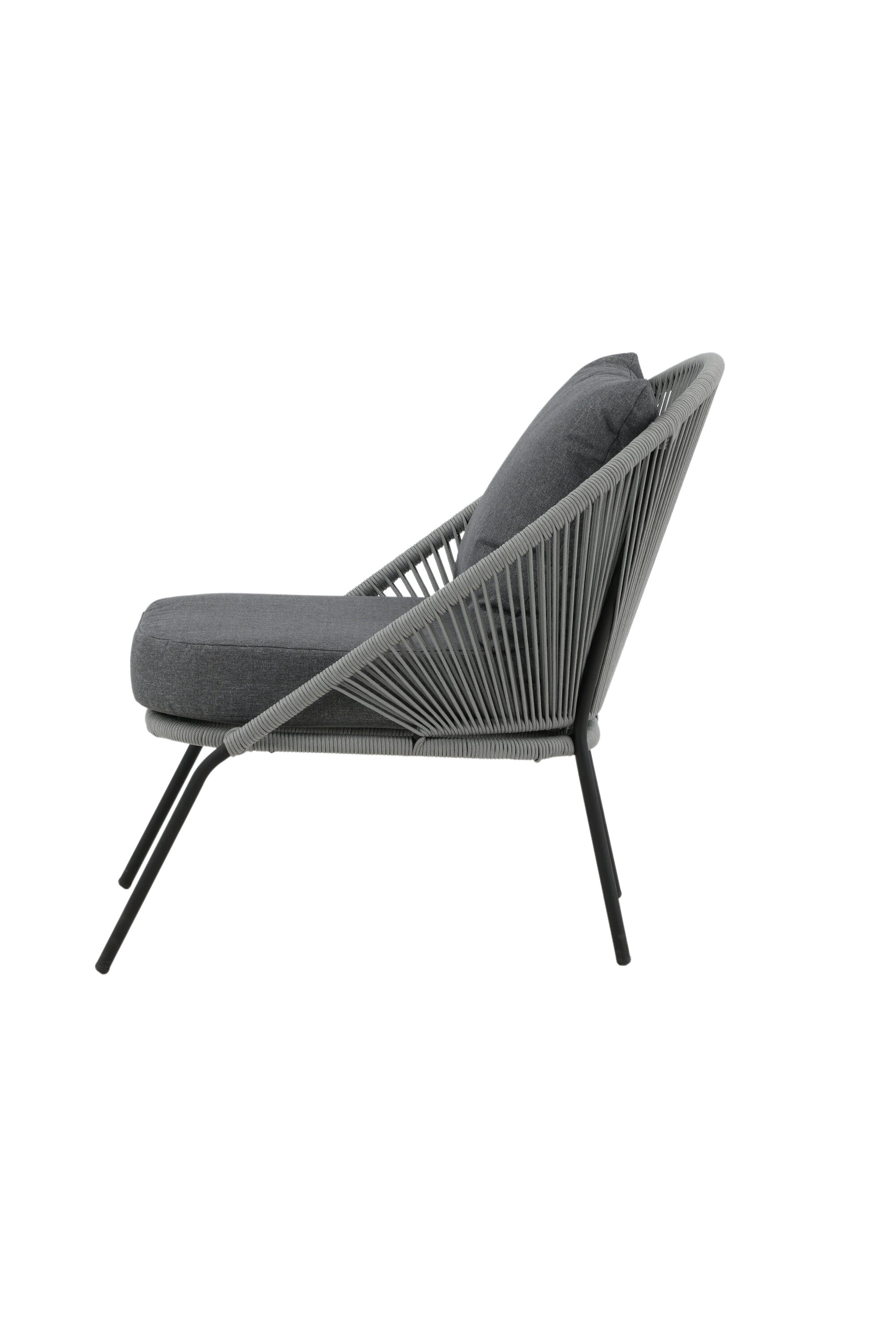 Lindos Lounge Chair in Grau präsentiert im Onlineshop von KAQTU Design AG. Outdoor-Sessel ist von Venture Home