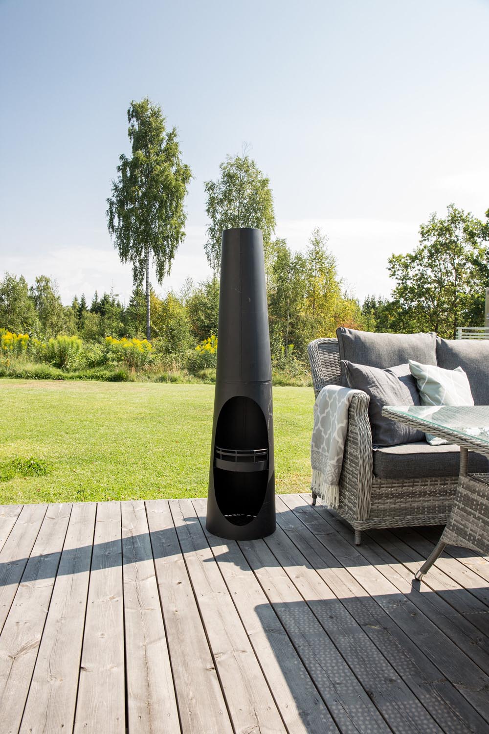Bastian Feuerkorb in Schwarz präsentiert im Onlineshop von KAQTU Design AG. Feuerschale ist von Venture Home
