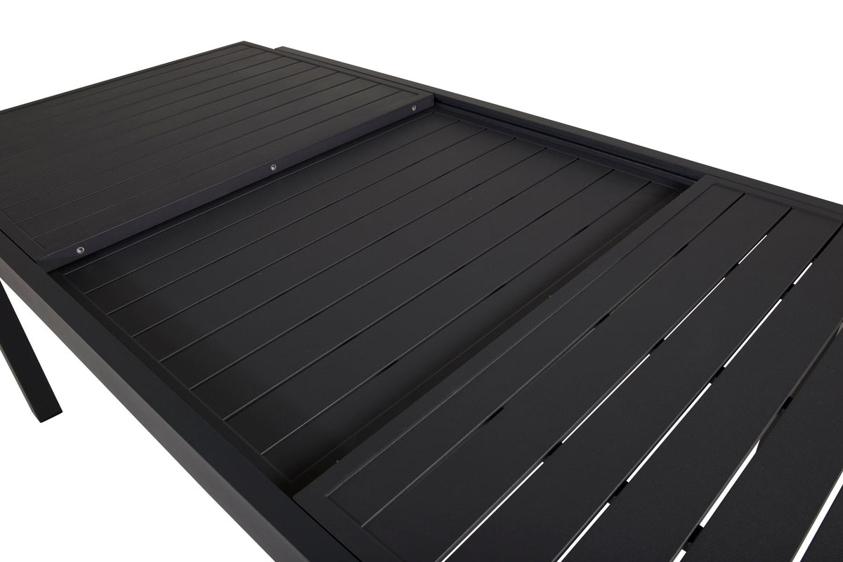 Marbella Gartentisch ausziehbar in Schwarz präsentiert im Onlineshop von KAQTU Design AG. Gartentisch ist von Venture Home