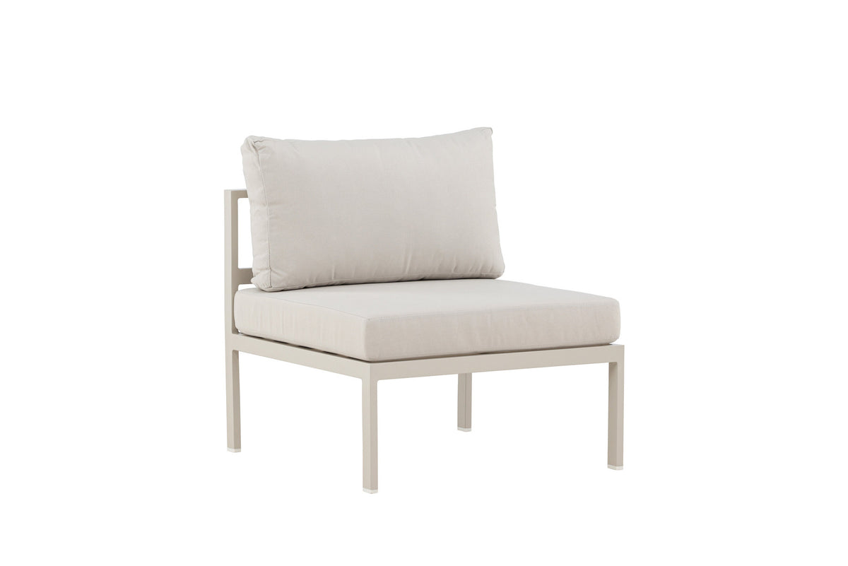 Copacabana Sofa Middle in Beige präsentiert im Onlineshop von KAQTU Design AG. Lounge Sofa ist von Venture Home