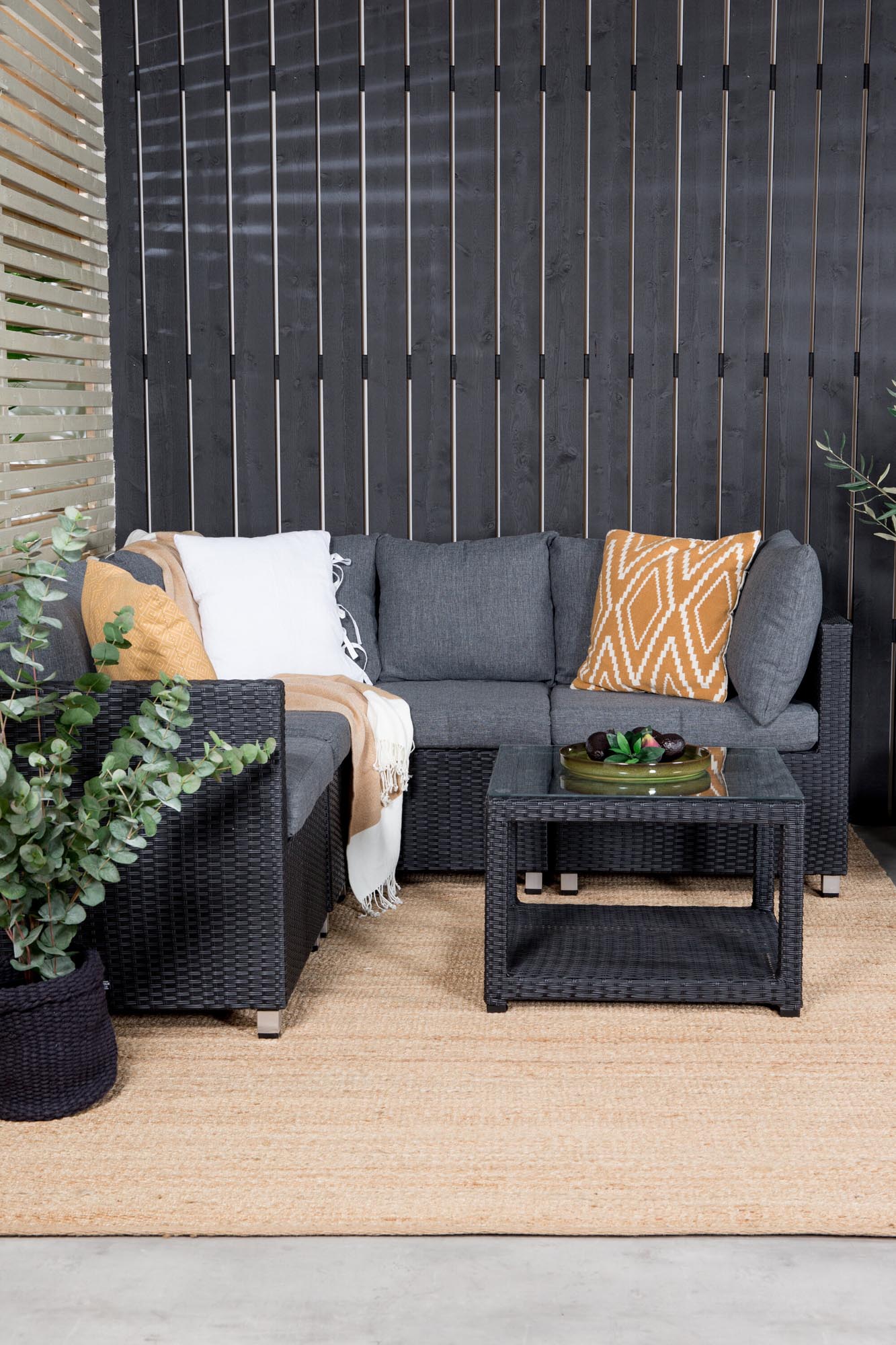 Vamos Ecksofa Outdoorset 65cm in Schwarz präsentiert im Onlineshop von KAQTU Design AG. Loungeset ist von Venture Home