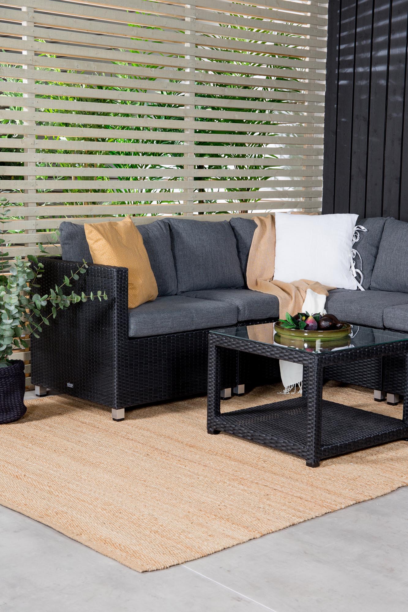 Vamos Ecksofa Outdoorset 65cm in Schwarz präsentiert im Onlineshop von KAQTU Design AG. Loungeset ist von Venture Home