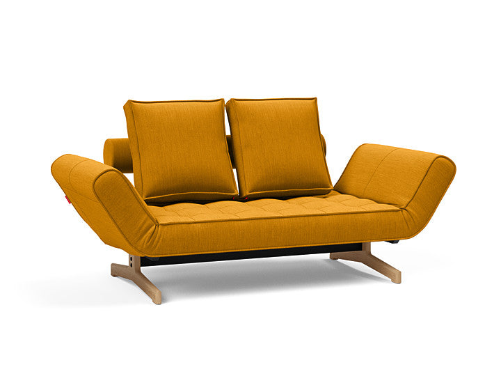 Erleben Sie das Ghia Klappsofa 80 Eiche von Innovation Living – eine elegante Lösung, die Komfort und Vielseitigkeit in jeden Raum bringt.