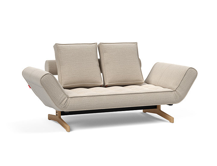 Erleben Sie das Ghia Klappsofa 80 Eiche von Innovation Living – eine elegante Lösung, die Komfort und Vielseitigkeit in jeden Raum bringt.