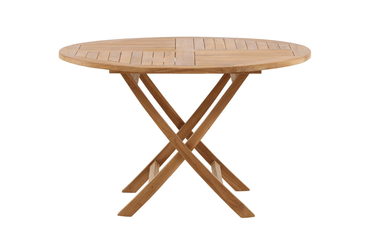 Runder Gartentisch Kenya aus Teakholz in Natur, Ø 120 cm, klappbare Tischplatte, auf Terrasse im Aussenbereich platziert.