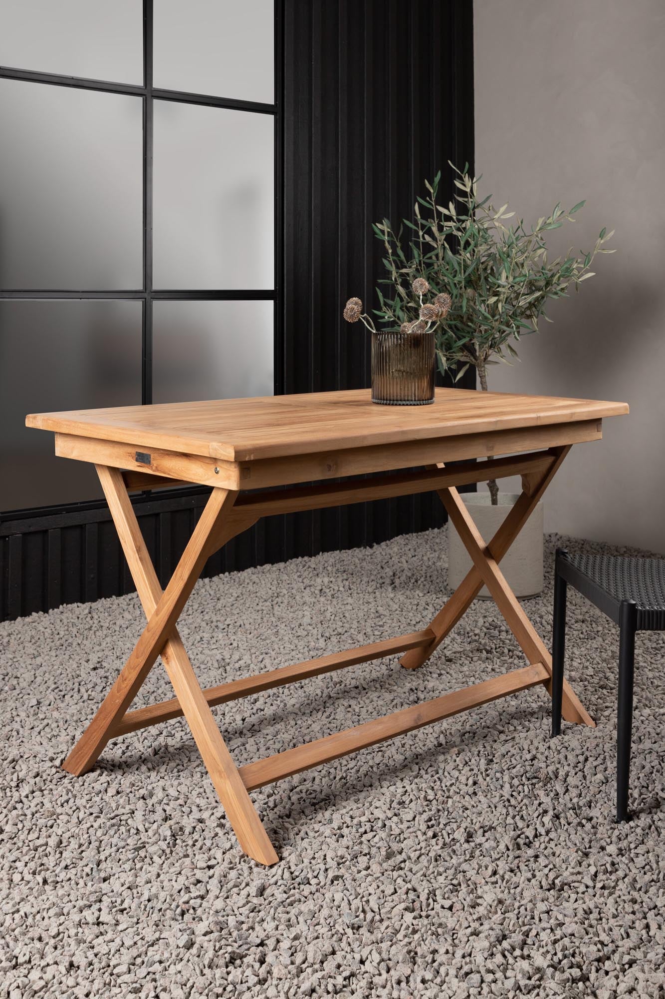 Eleganter Tisch Kenya von Venture Home, perfekt für moderne Wohnräume, mit zeitlosem Design und praktischer Vielseitigkeit.